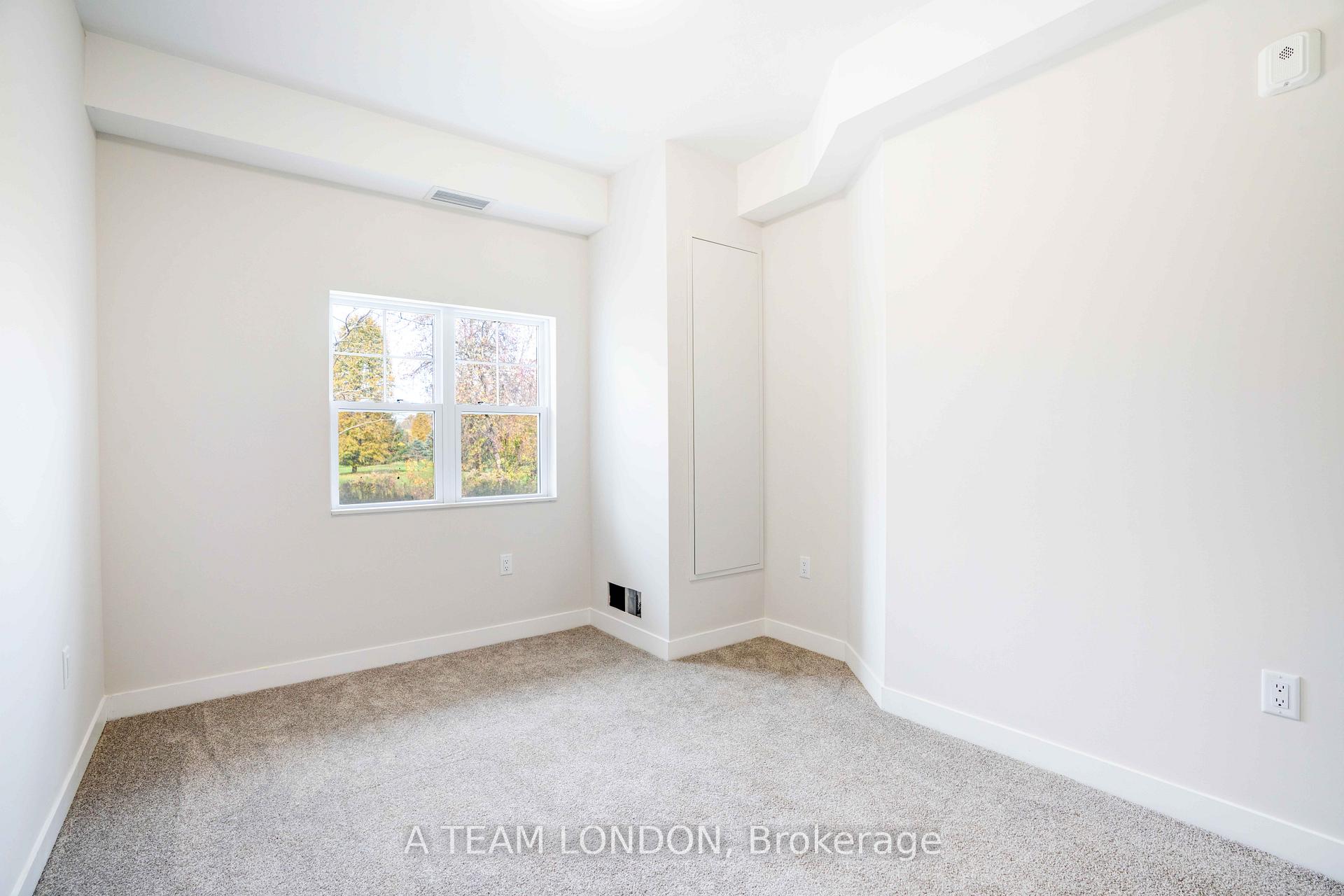 Photo 12 of Unit 115, 100 The Promenade, Central Elgin, Rural Central Elgin — HOMEH