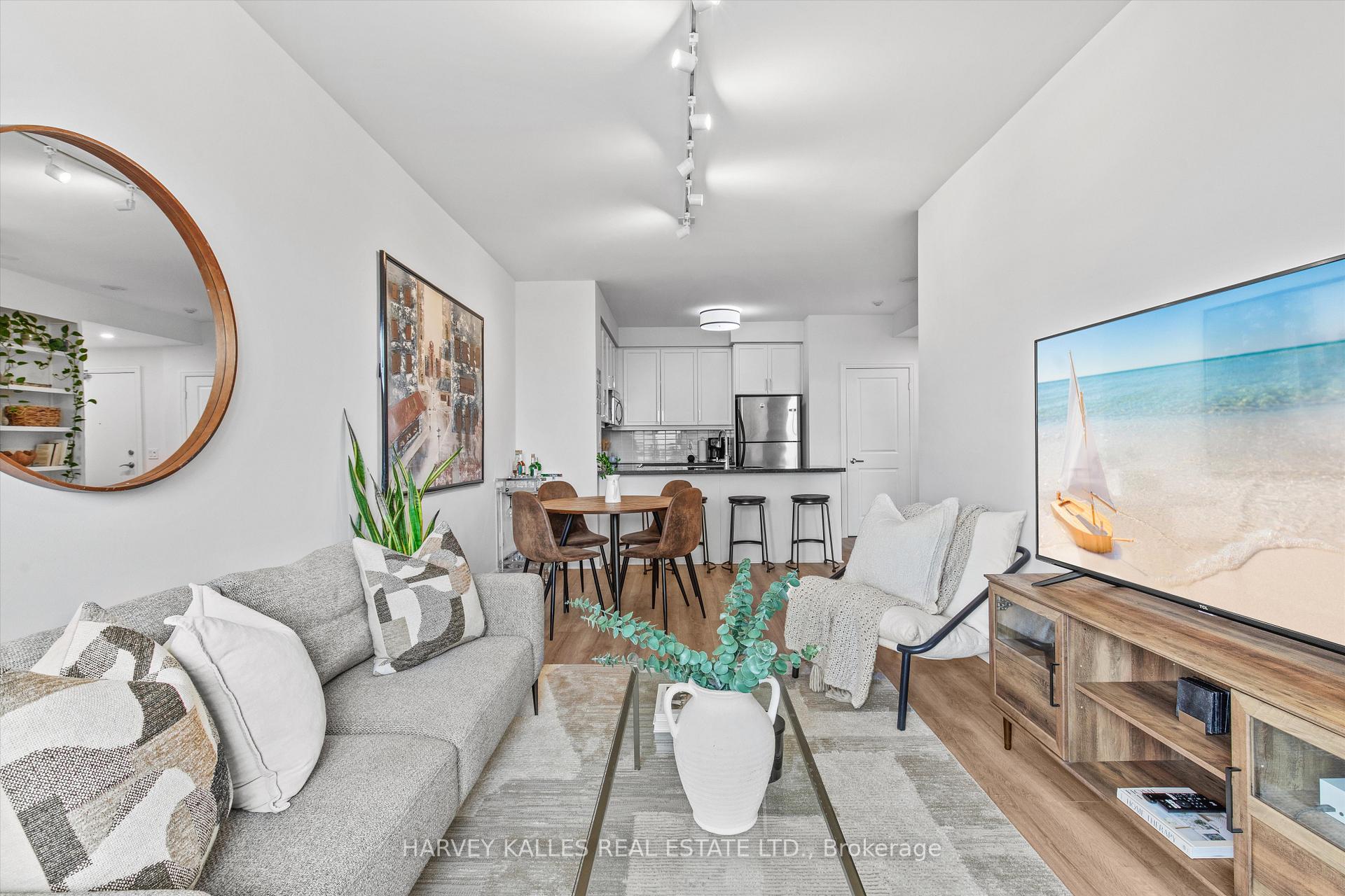 Photo 6 of Unit 408, 500 St Clair Avenue W, Toronto, Forest Hill South — HOMEH