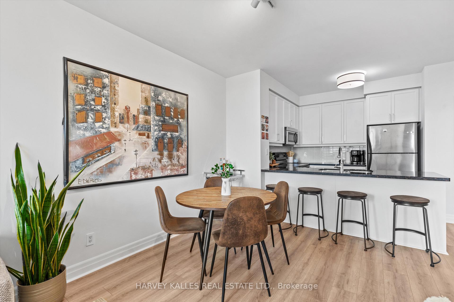 Photo 9 of Unit 408, 500 St Clair Avenue W, Toronto, Forest Hill South — HOMEH