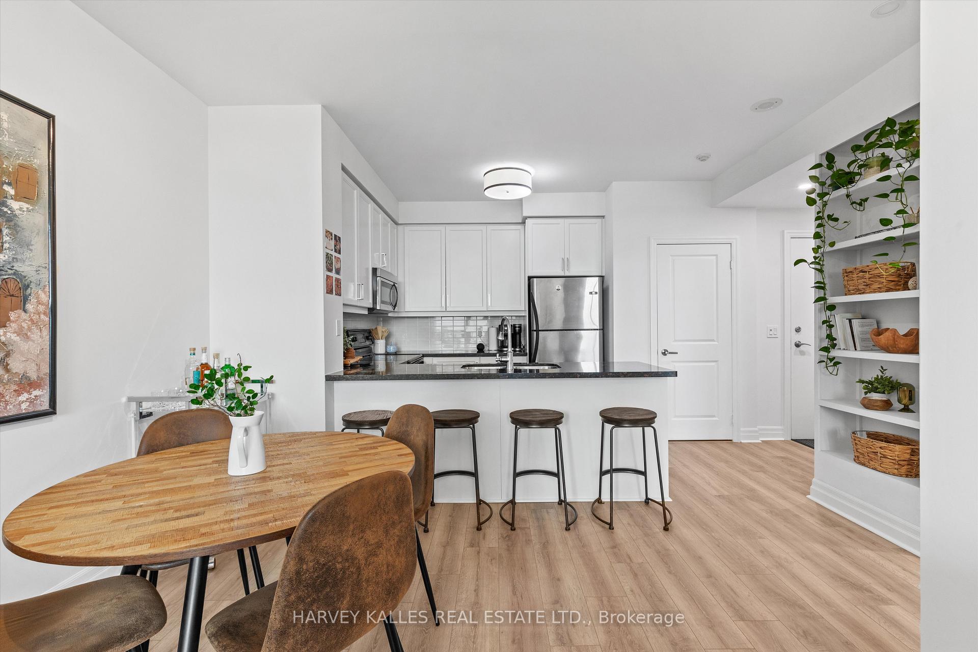 Photo 10 of Unit 408, 500 St Clair Avenue W, Toronto, Forest Hill South — HOMEH