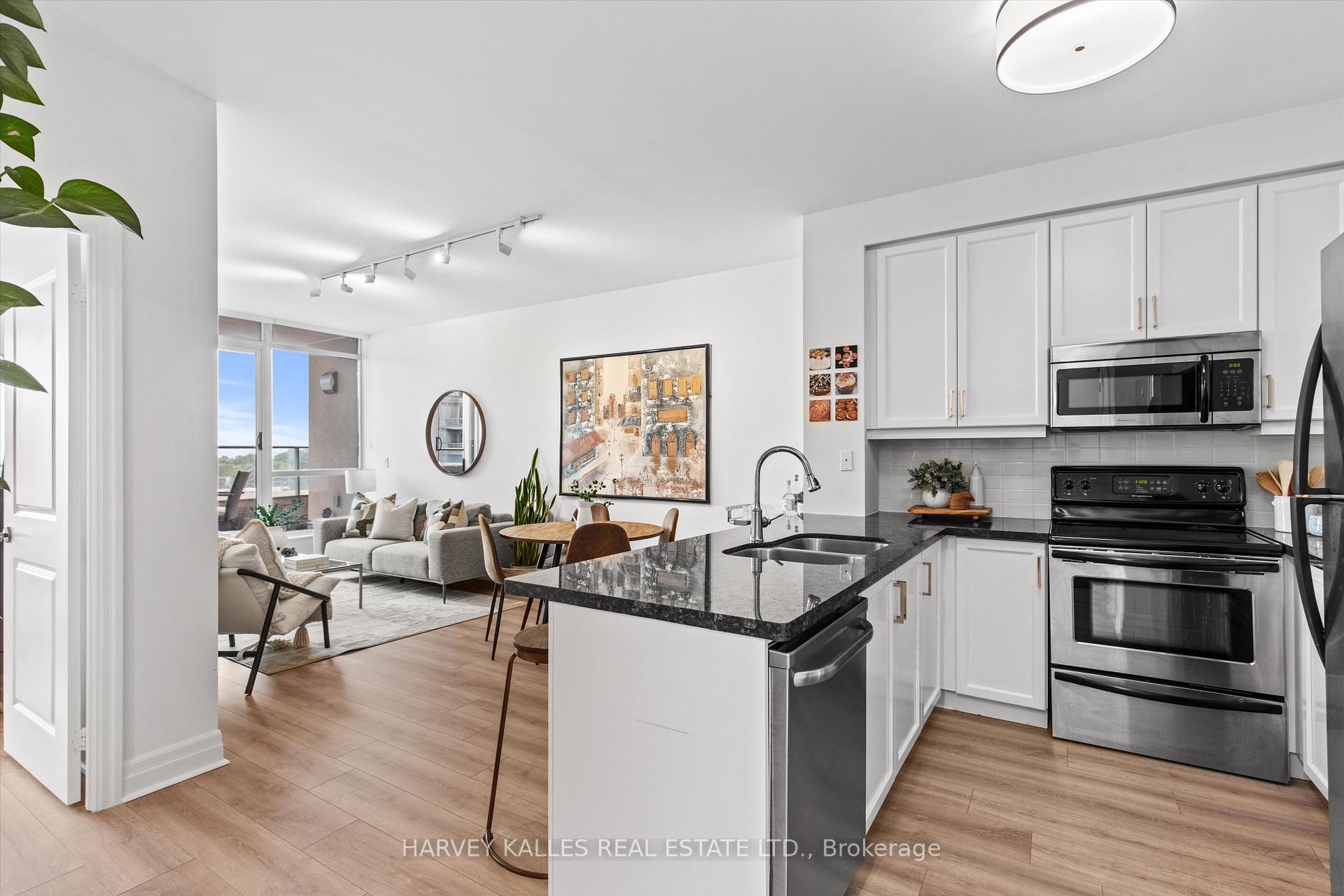 Photo 12 of Unit 408, 500 St Clair Avenue W, Toronto, Forest Hill South — HOMEH