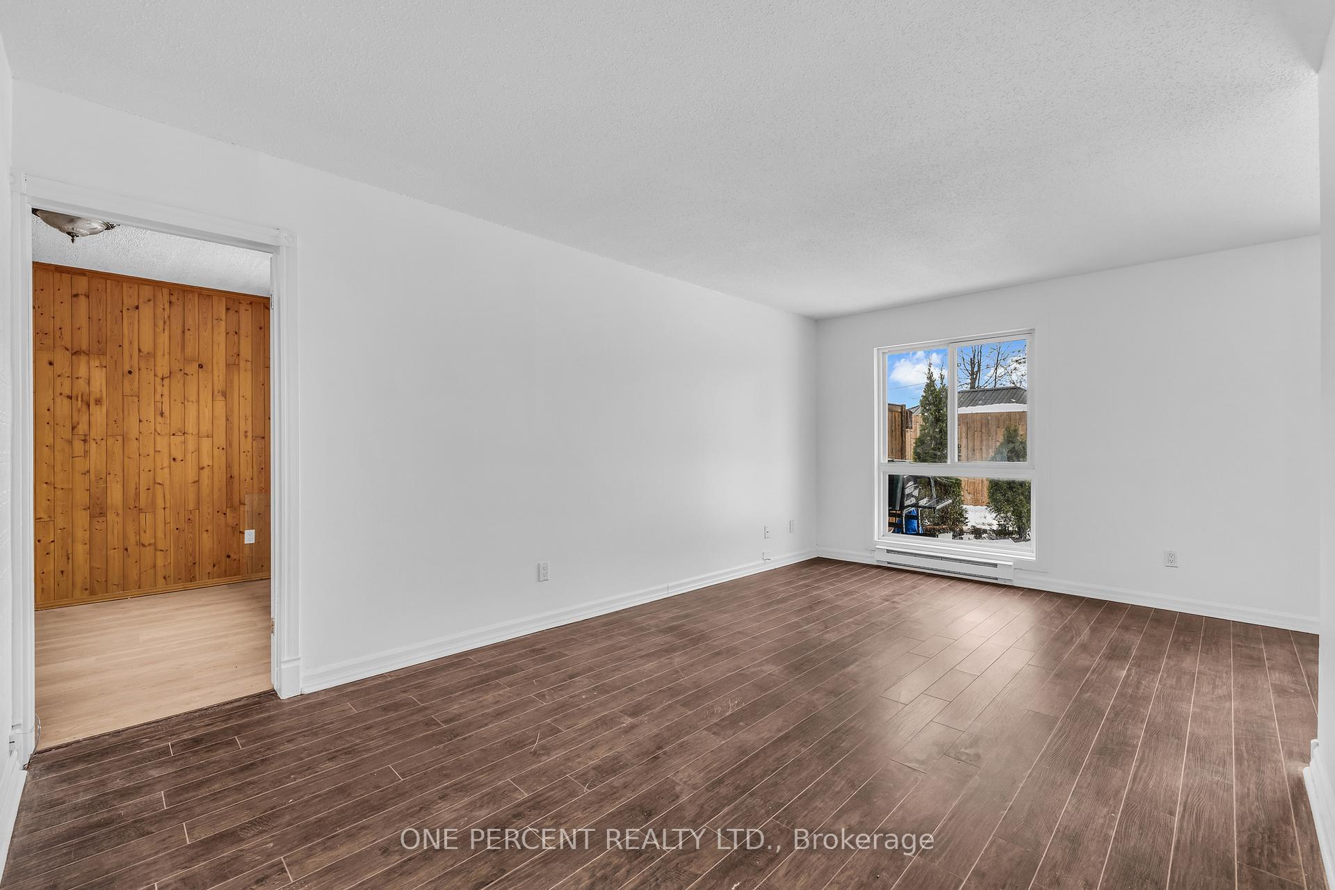 Photo 5 of Unit 23j, 1910 Jasmine Crescent, Ottawa, Beacon Hill South — HOMEH
