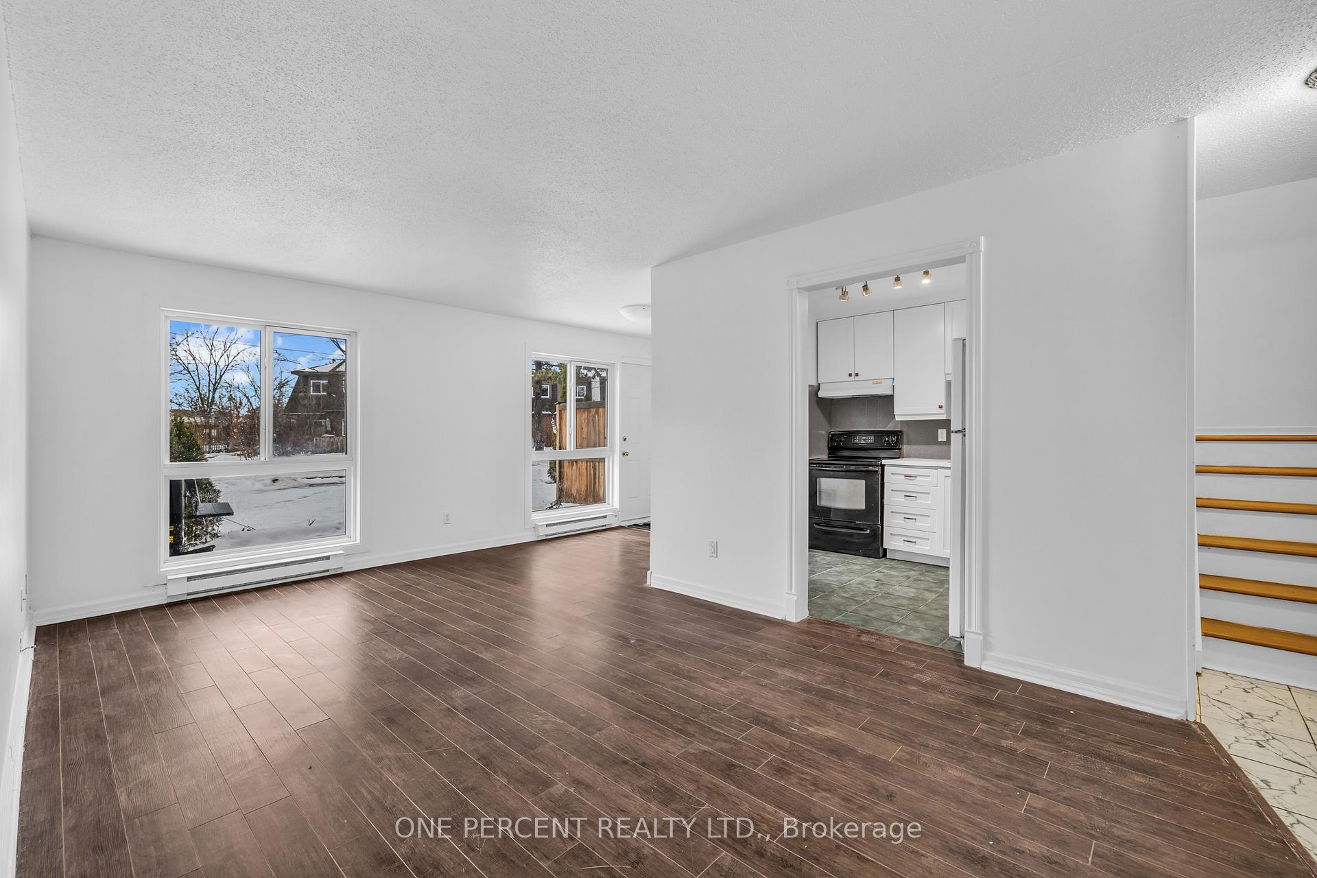 Photo 7 of Unit 23j, 1910 Jasmine Crescent, Ottawa, Beacon Hill South — HOMEH
