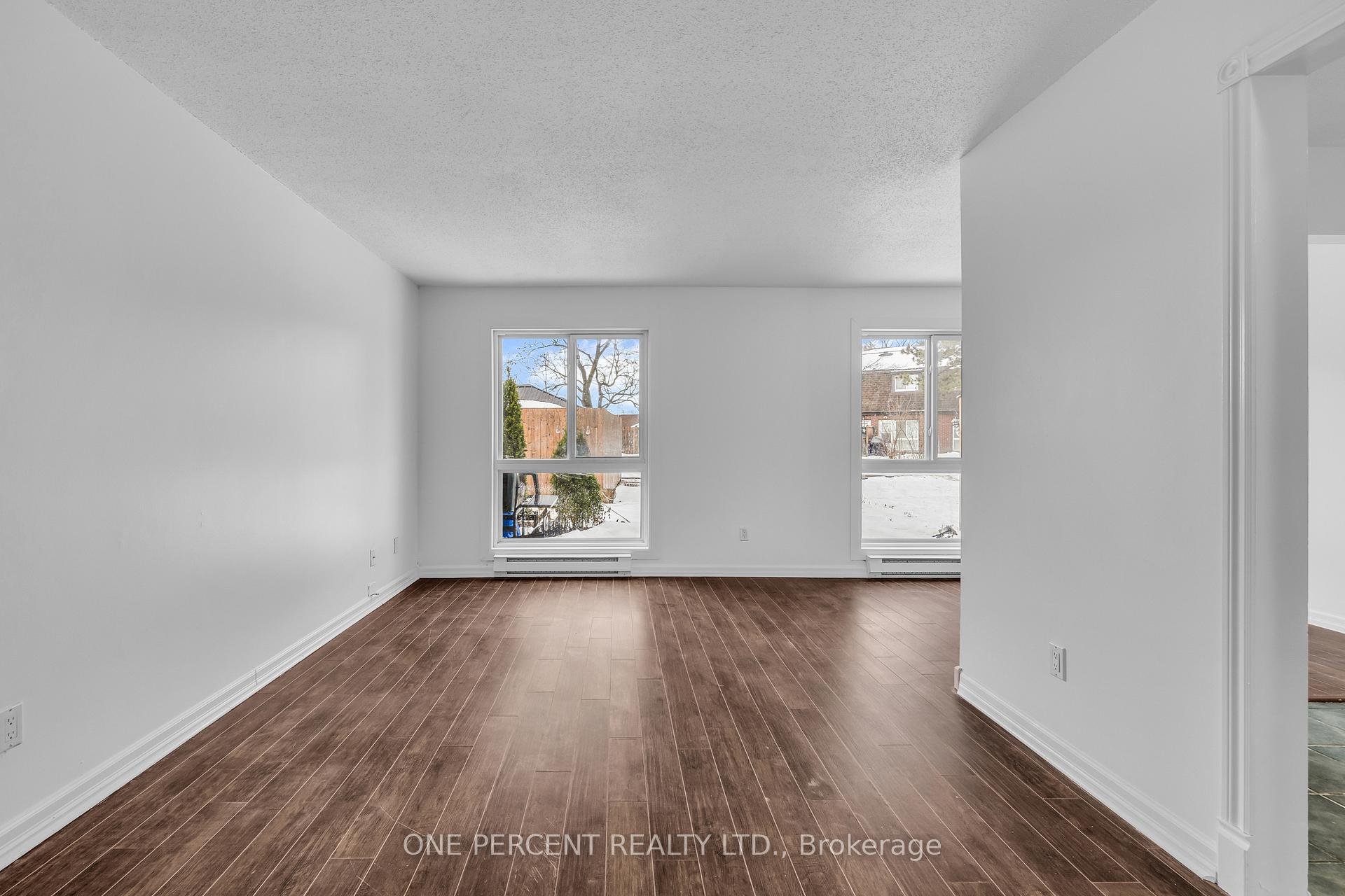Photo 8 of Unit 23j, 1910 Jasmine Crescent, Ottawa, Beacon Hill South — HOMEH