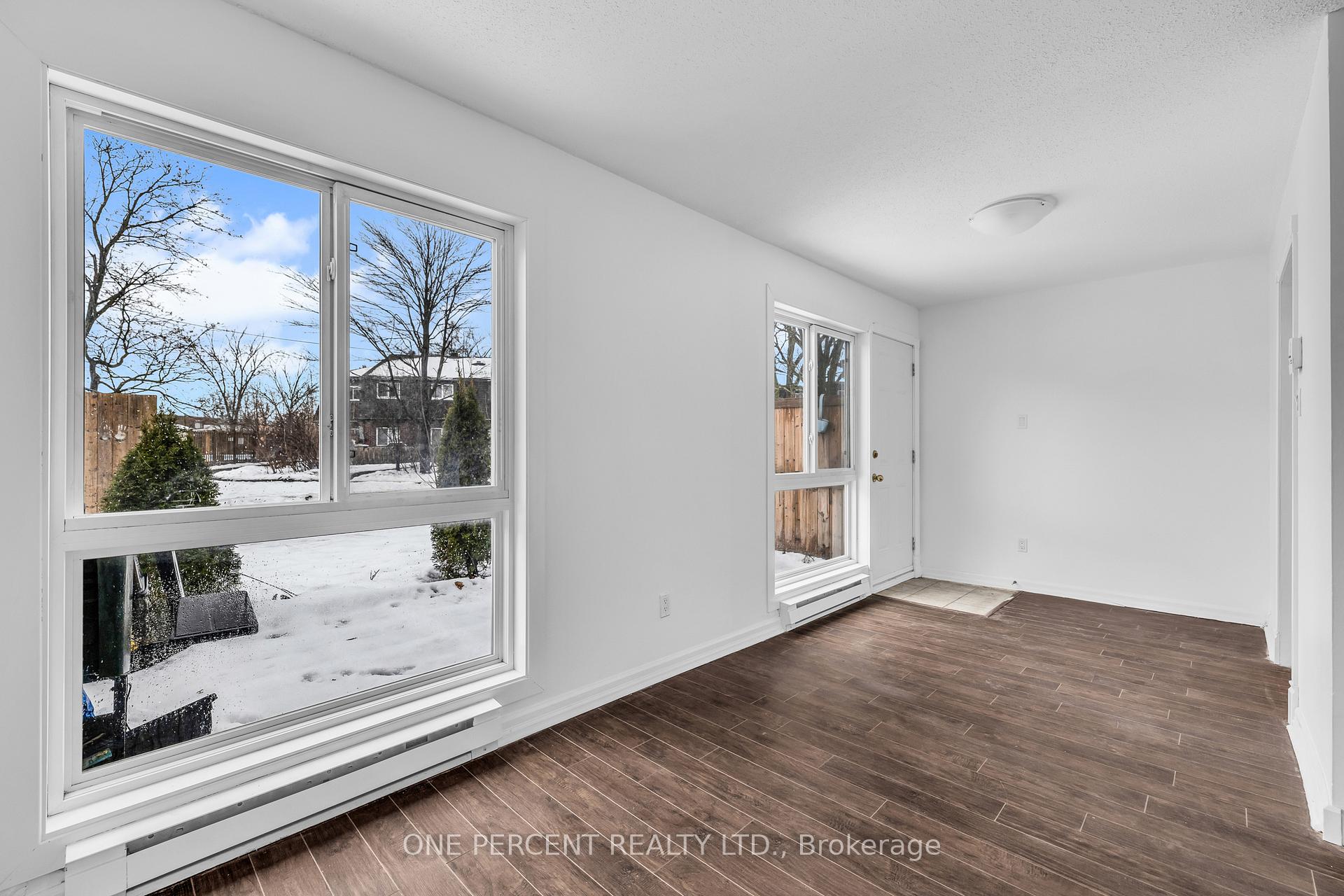 Photo 12 of Unit 23j, 1910 Jasmine Crescent, Ottawa, Beacon Hill South — HOMEH