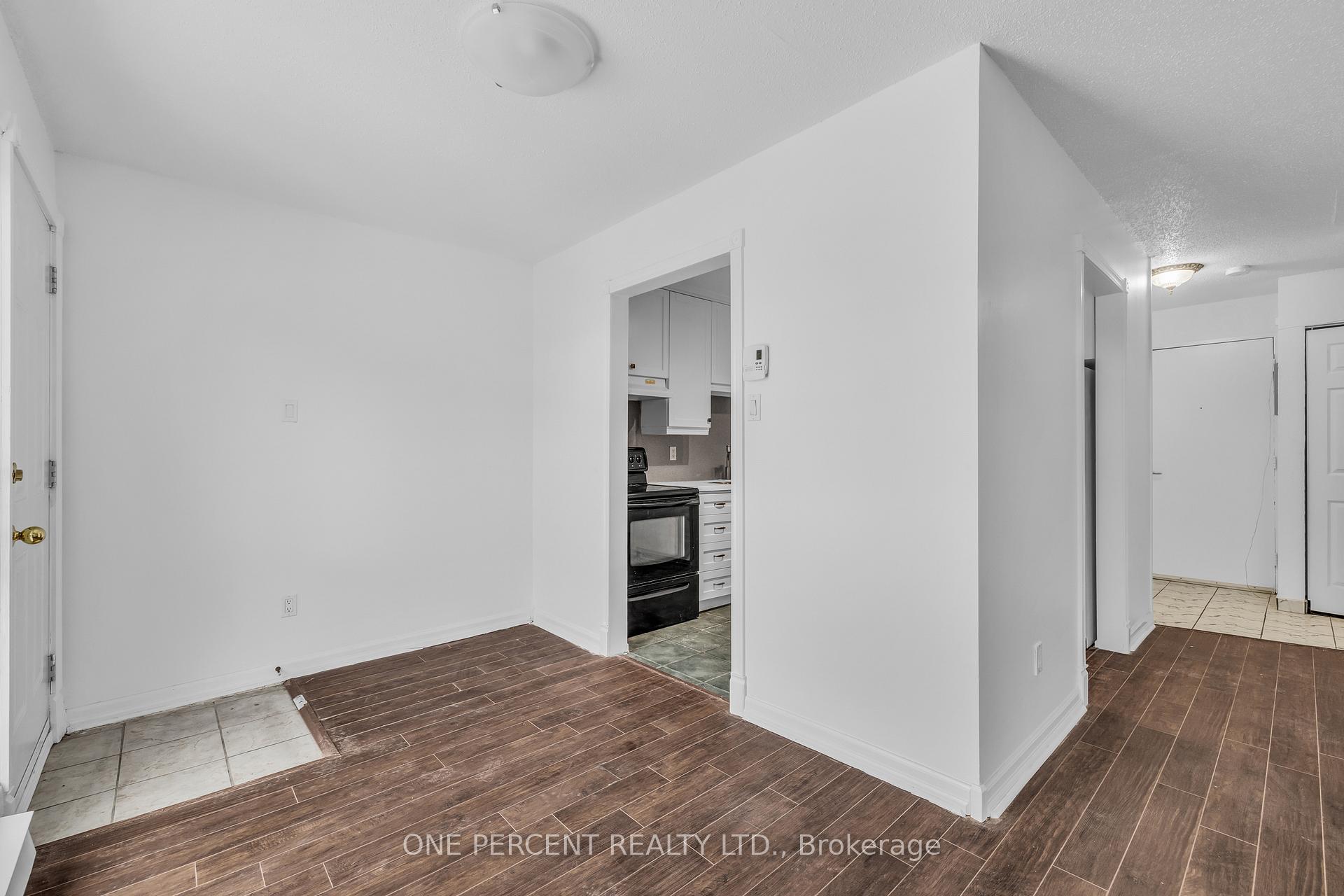 Photo 13 of Unit 23j, 1910 Jasmine Crescent, Ottawa, Beacon Hill South — HOMEH