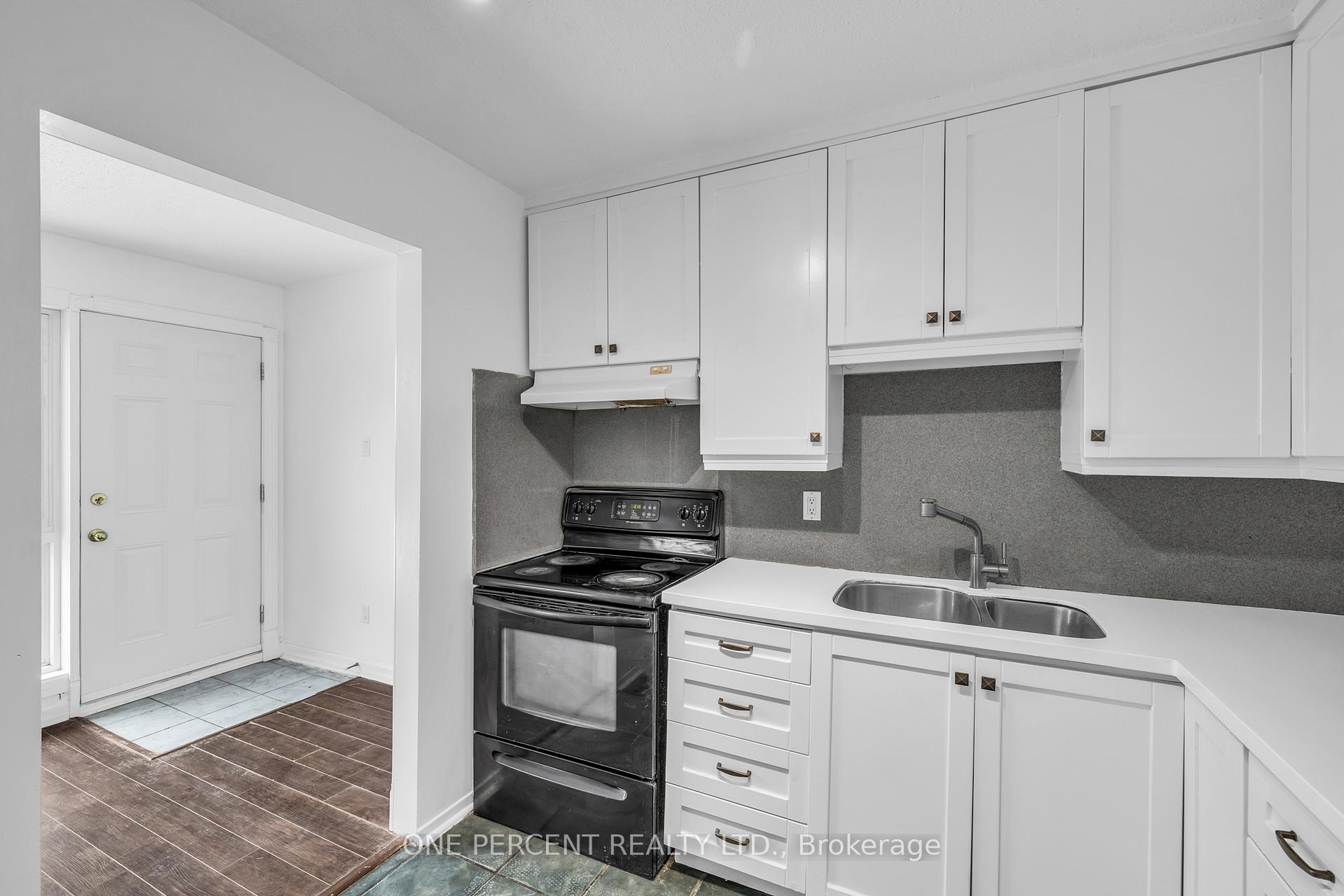 Photo 18 of Unit 23j, 1910 Jasmine Crescent, Ottawa, Beacon Hill South — HOMEH