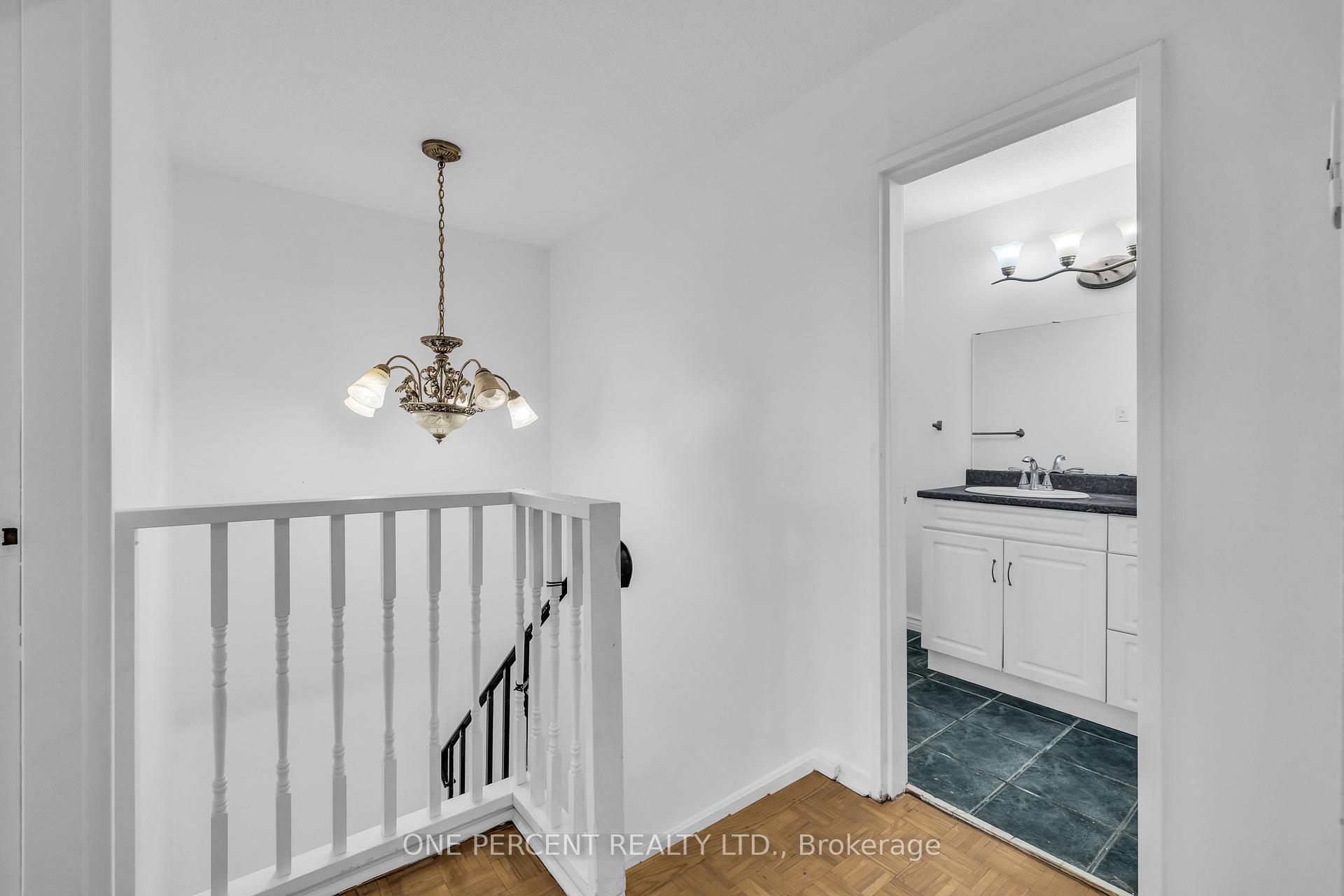Photo 23 of Unit 23j, 1910 Jasmine Crescent, Ottawa, Beacon Hill South — HOMEH