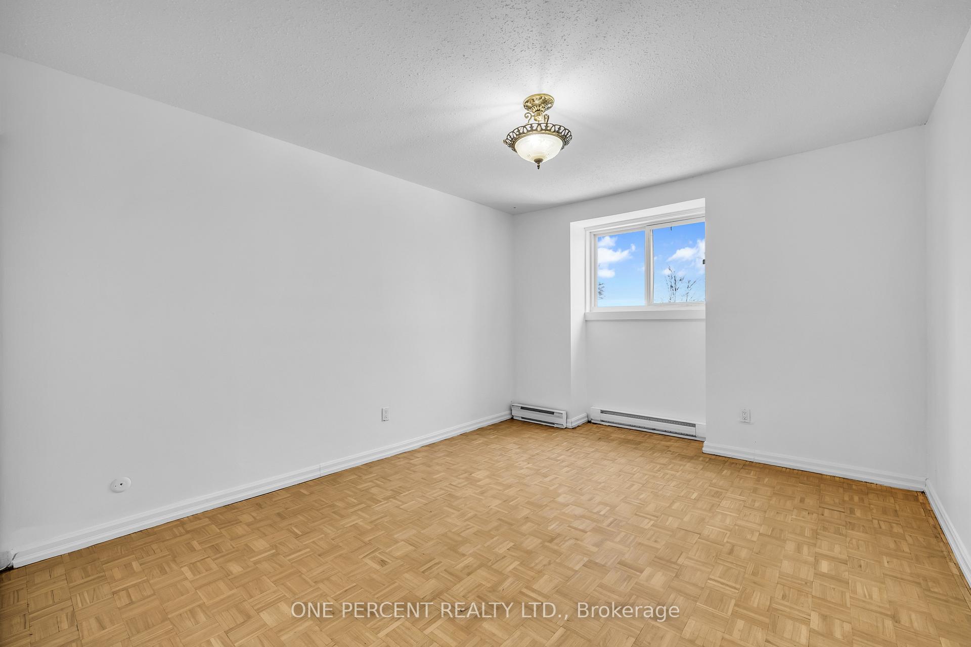 Photo 24 of Unit 23j, 1910 Jasmine Crescent, Ottawa, Beacon Hill South — HOMEH