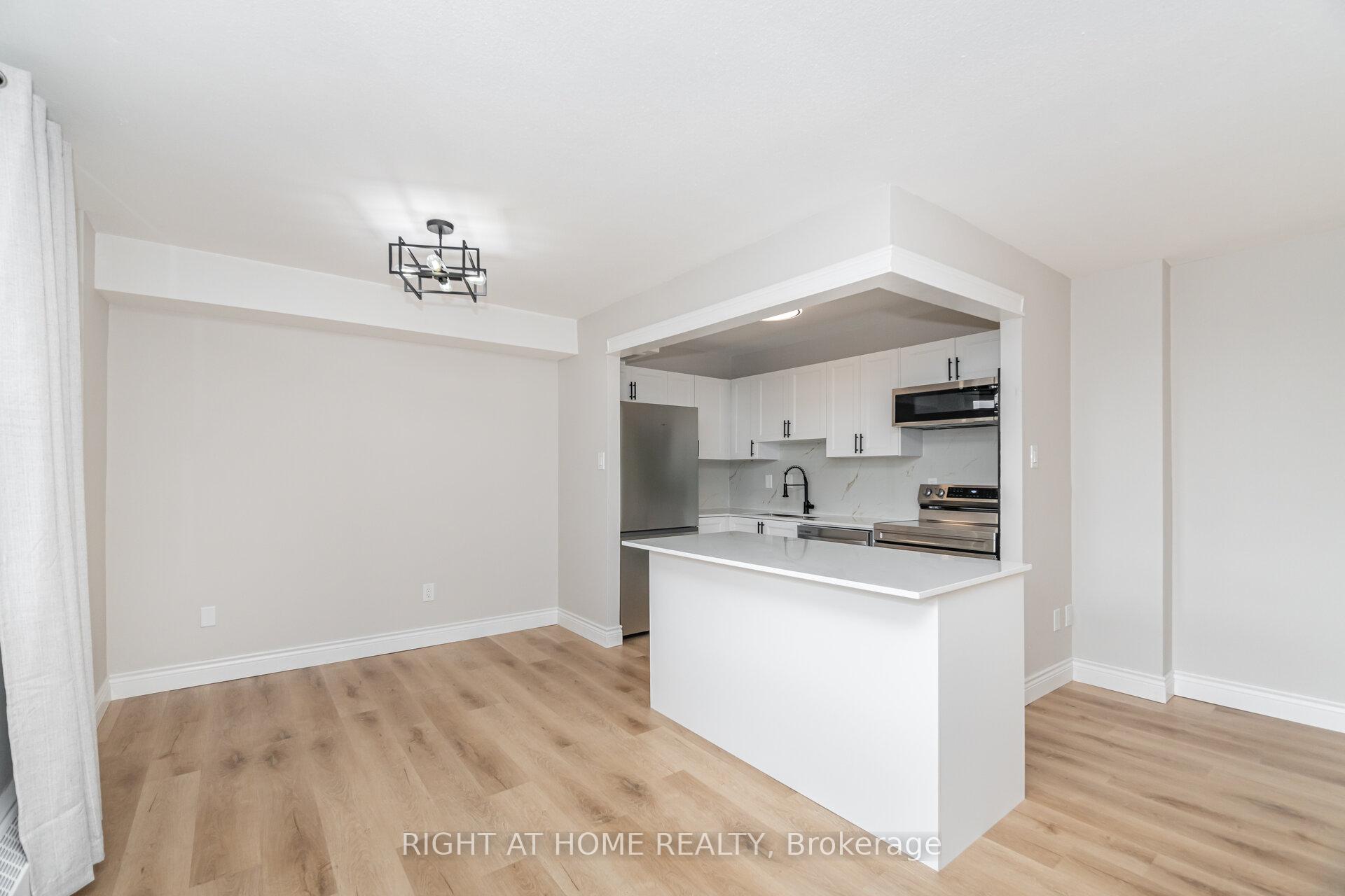 Photo 10 of Unit 605, 15 Nicklaus Drive, Hamilton, Vincent — HOMEH