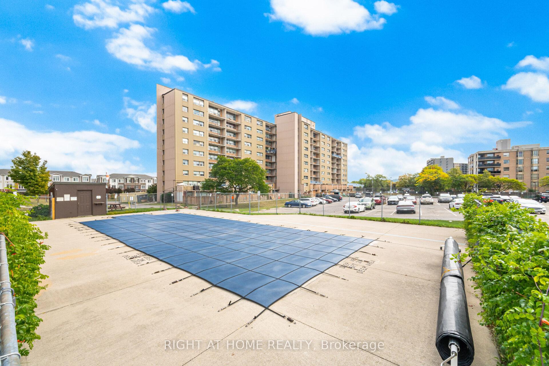 Photo 41 of Unit 605, 15 Nicklaus Drive, Hamilton, Vincent — HOMEH