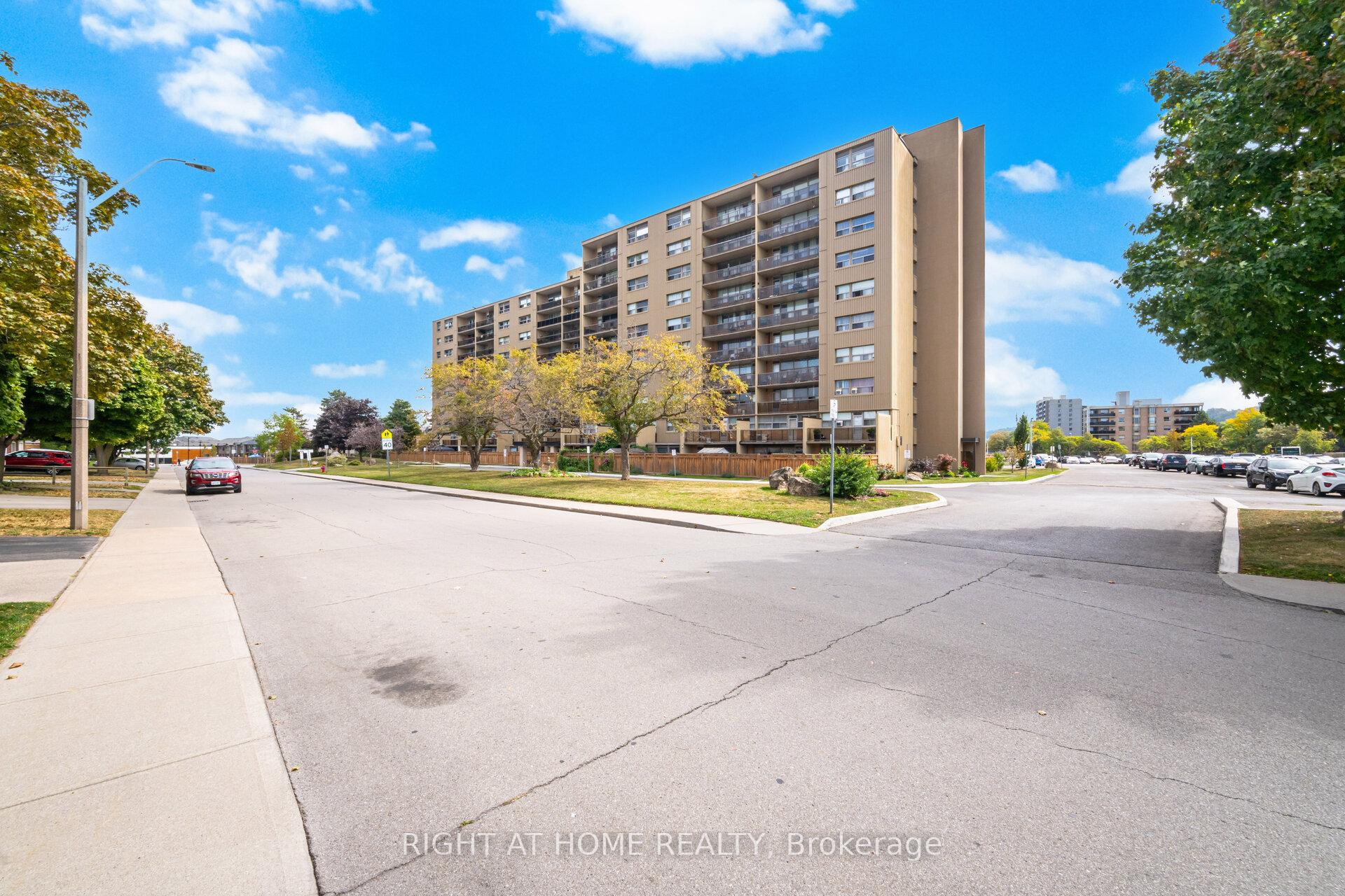 Photo 46 of Unit 605, 15 Nicklaus Drive, Hamilton, Vincent — HOMEH