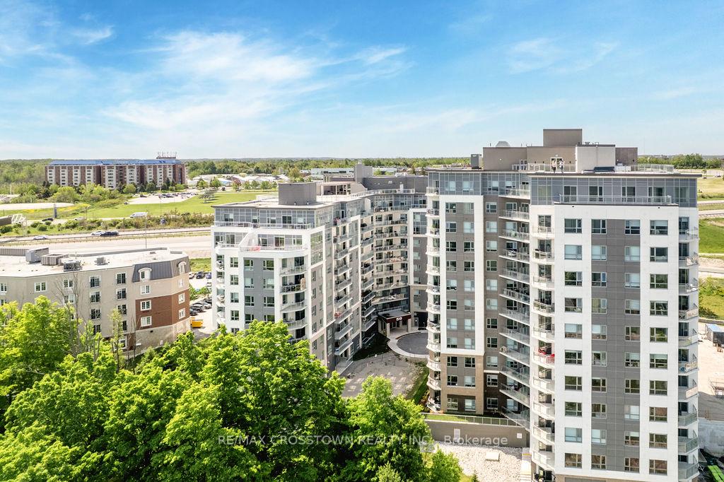 Photo 2 of Unit 716, 58 Lakeside Terrace, Barrie, 400 North — HOMEH