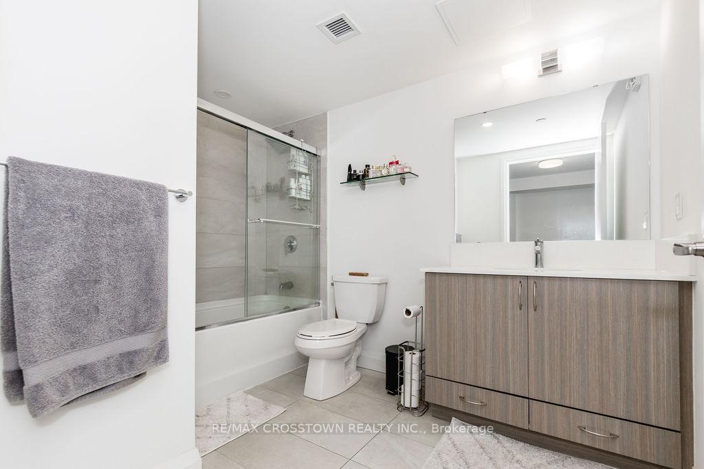 Photo 20 of Unit 716, 58 Lakeside Terrace, Barrie, 400 North — HOMEH