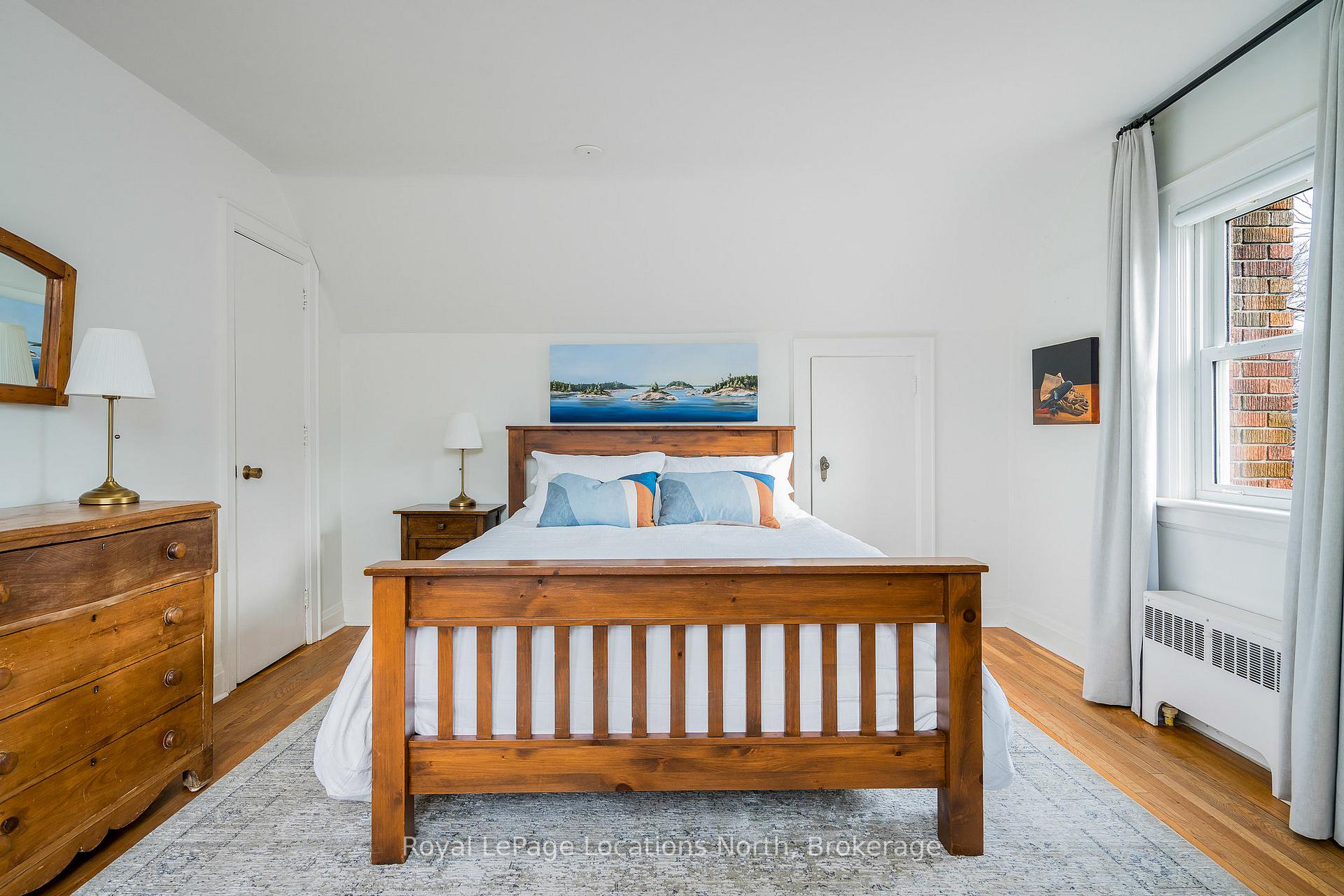 Photo 30 of 384 Saint Marie Street, Collingwood — HOMEH