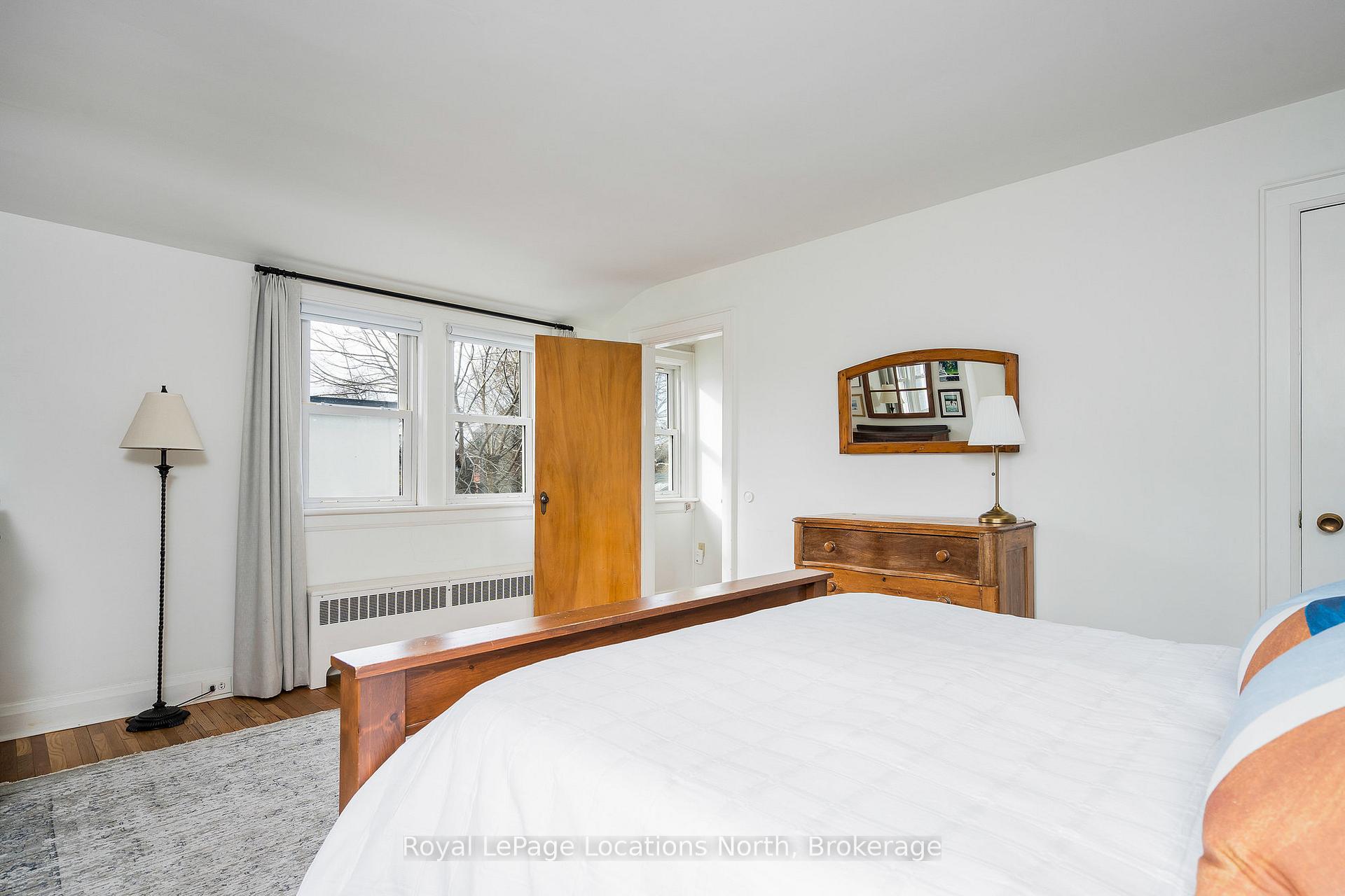 Photo 31 of 384 Saint Marie Street, Collingwood — HOMEH