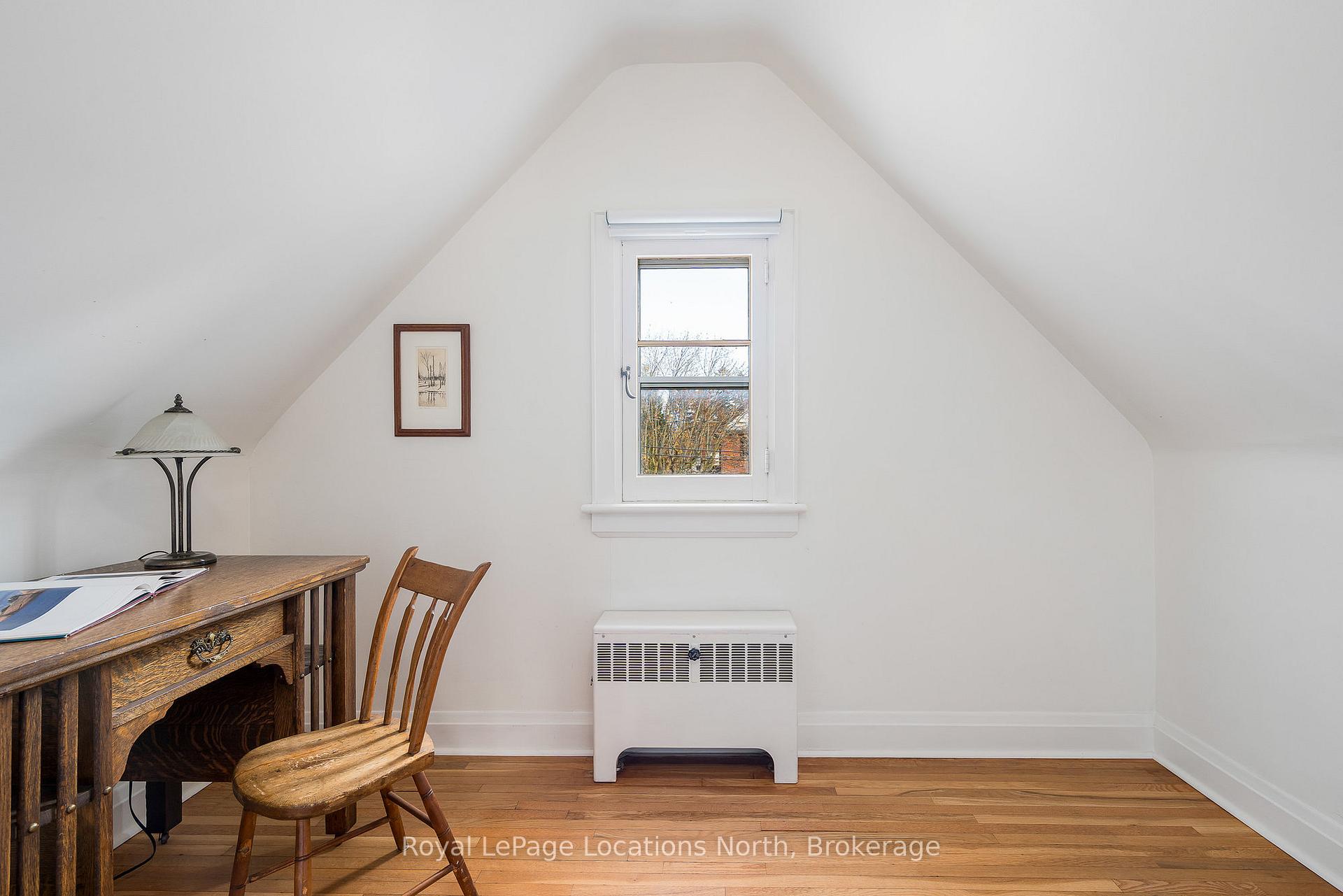 Photo 35 of 384 Saint Marie Street, Collingwood — HOMEH