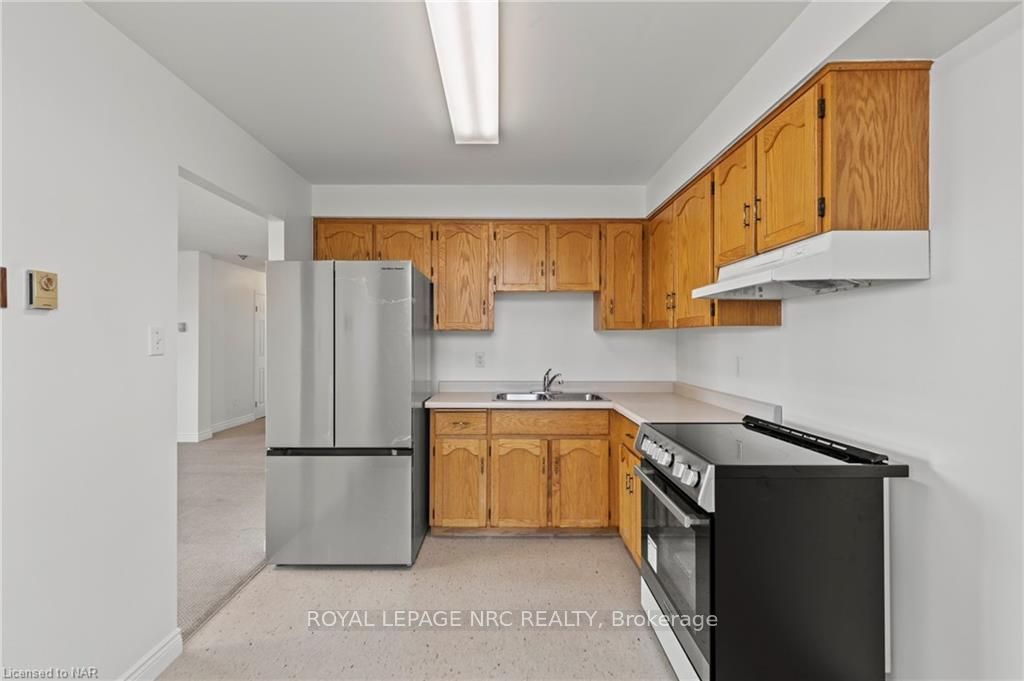 Photo 11 of Unit 302, 432 Main Street E, Hamilton, Stinson — HOMEH