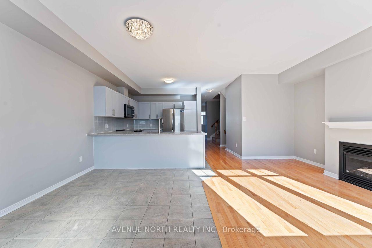 Photo 10 of 224 Longfields Drive, Ottawa, Barrhaven - Longfields — HOMEH