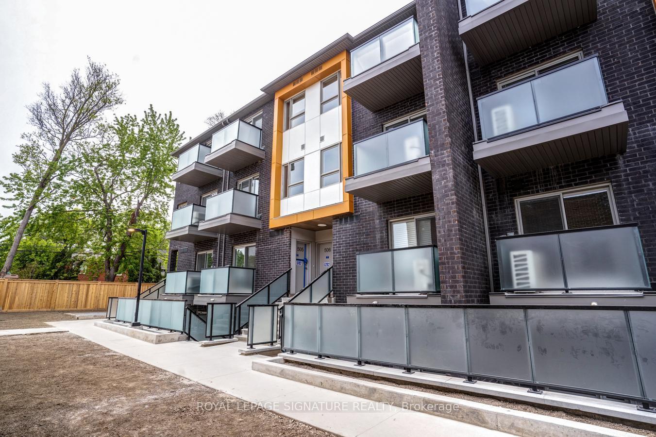 Photo 2 of Unit 503, 2791 Eglinton Avenue E, Scarborough, Eglinton East — HOMEH