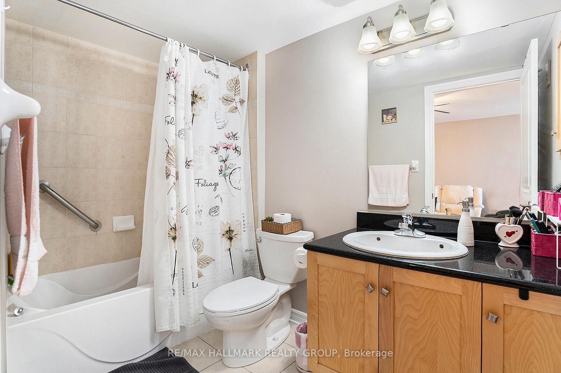 Photo 12 of Unit 409, 314 Central Park Drive, Ottawa, Central Park — HOMEH