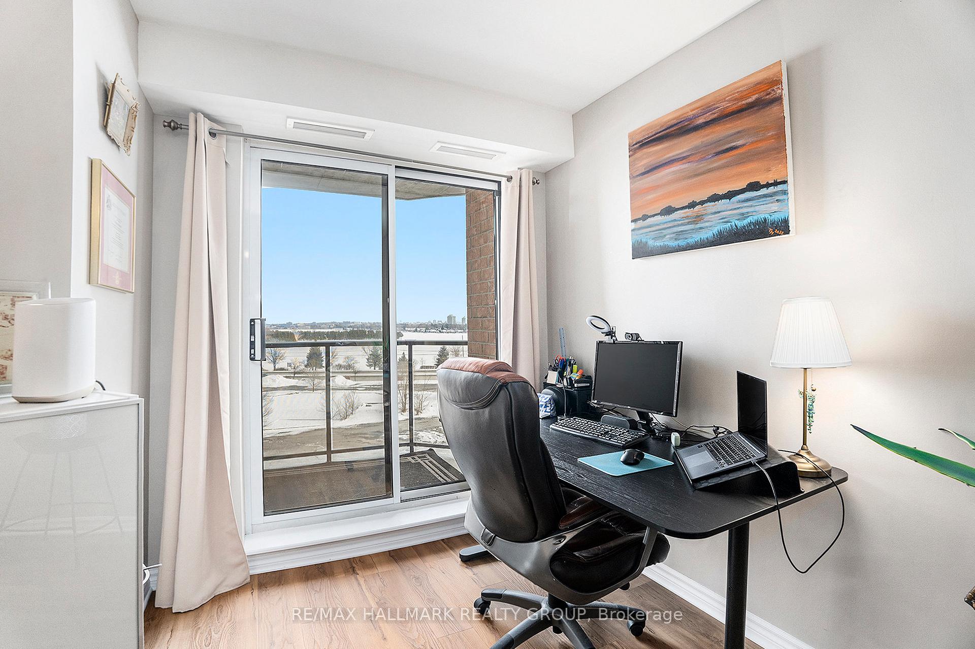 Photo 13 of Unit 409, 314 Central Park Drive, Ottawa, Central Park — HOMEH