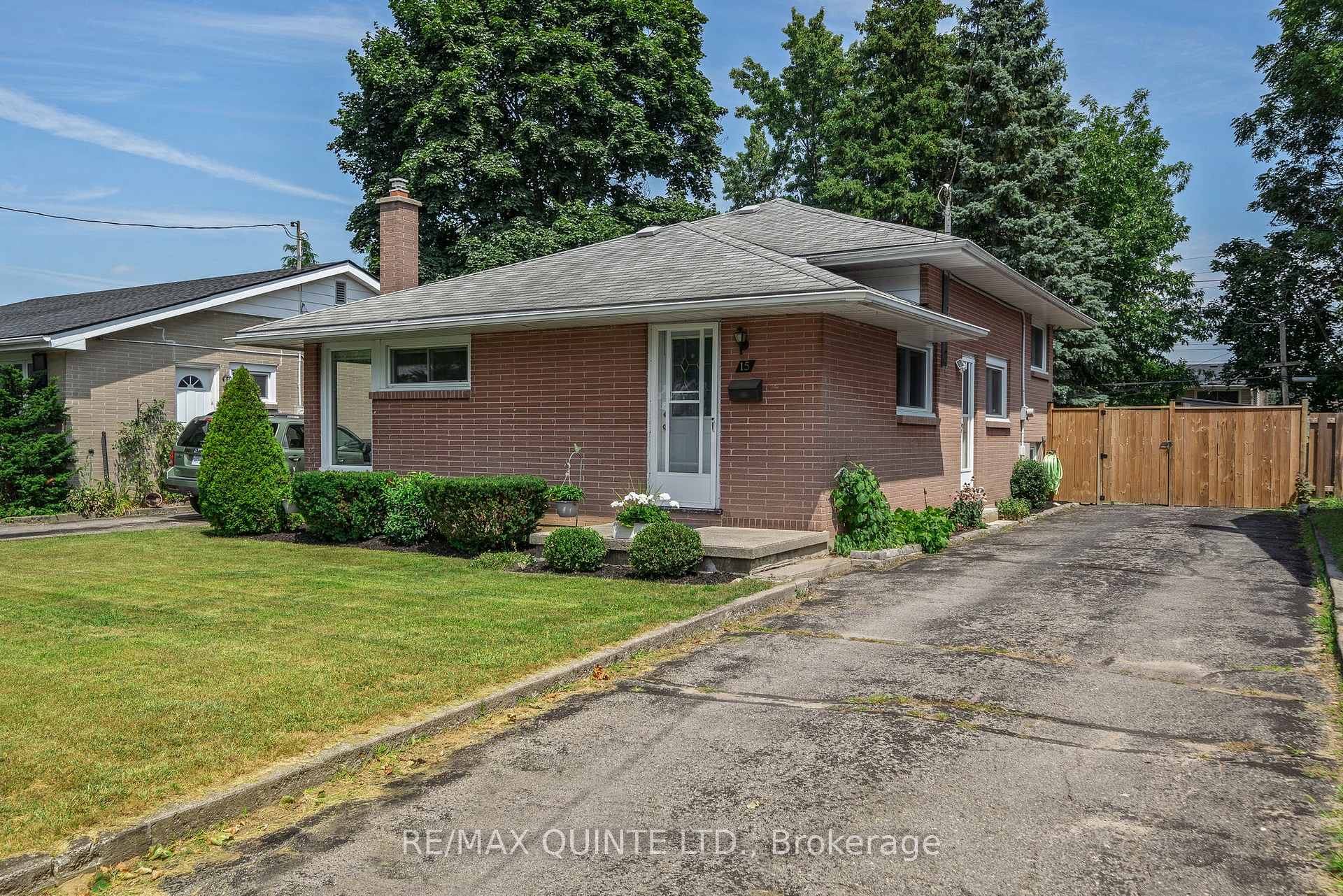 Photo 1 of 15 Linton Park Road, Belleville, Belleville Ward — HOMEH