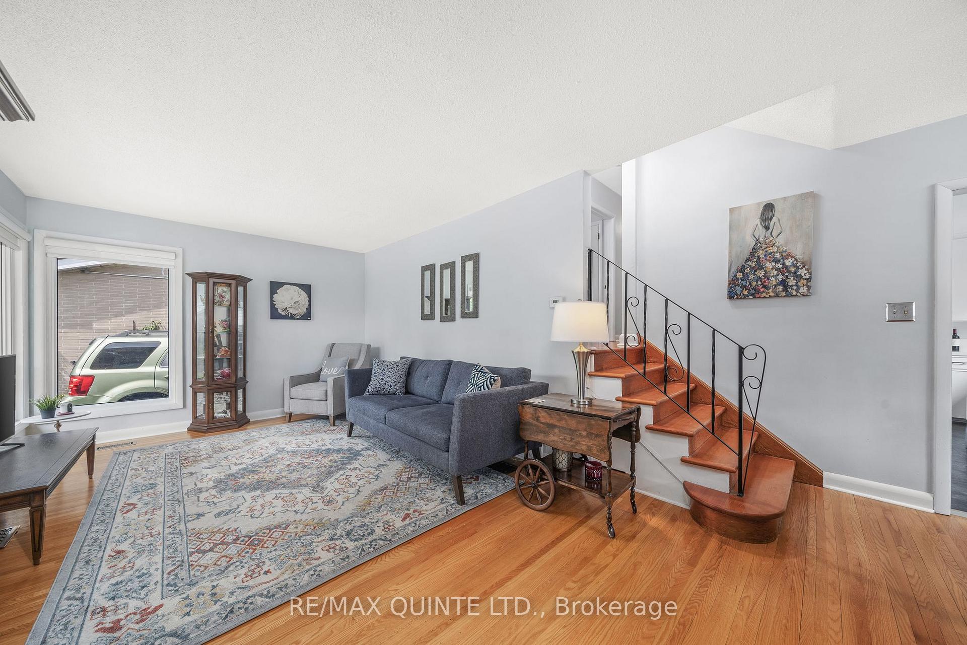 Photo 7 of 15 Linton Park Road, Belleville, Belleville Ward — HOMEH