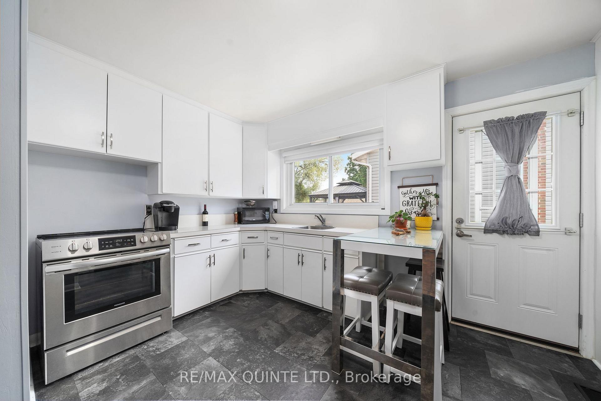 Photo 15 of 15 Linton Park Road, Belleville, Belleville Ward — HOMEH