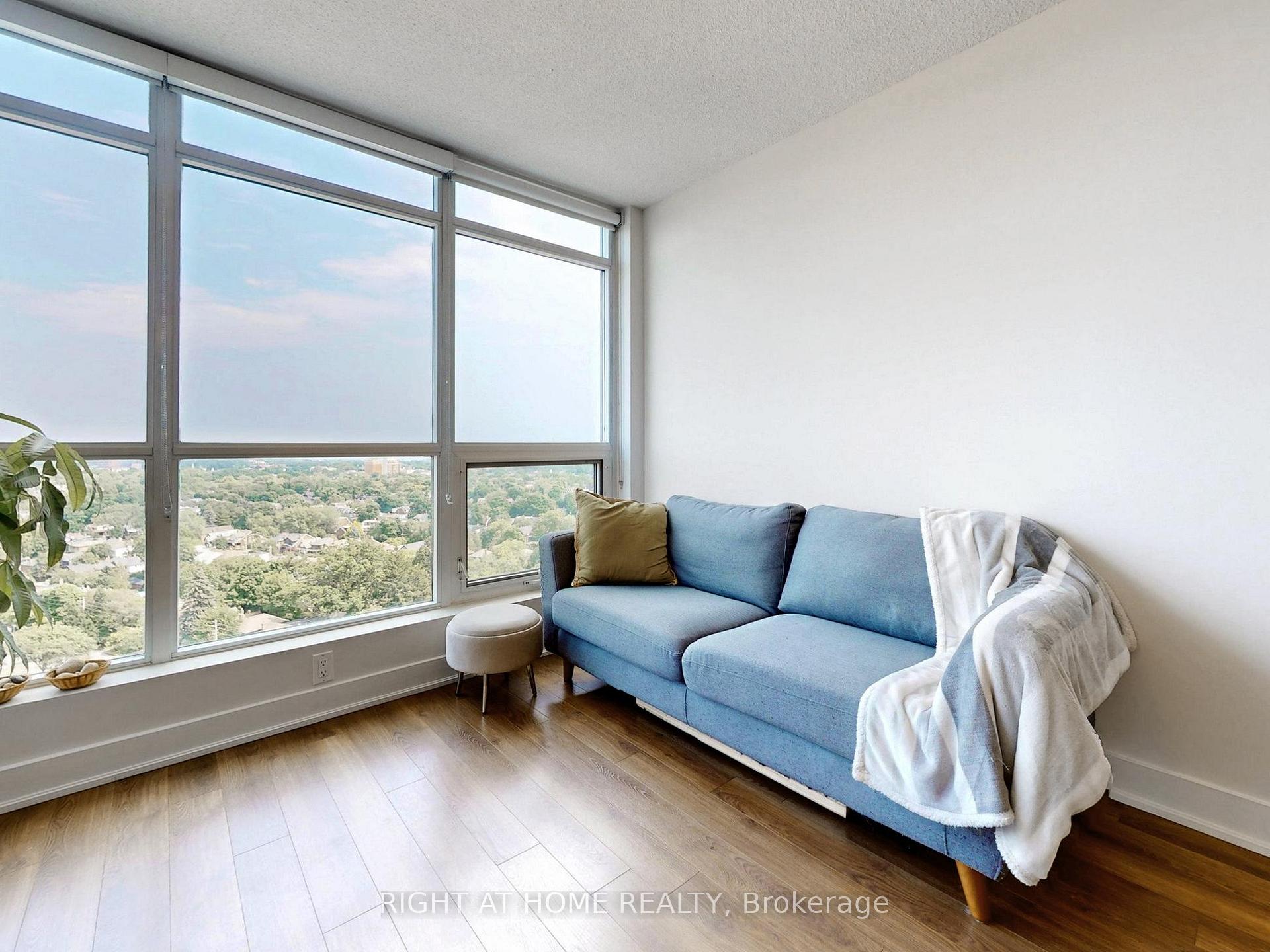 Photo 6 of Unit 2006, 1048 Broadview Avenue, Toronto, Broadview North — HOMEH