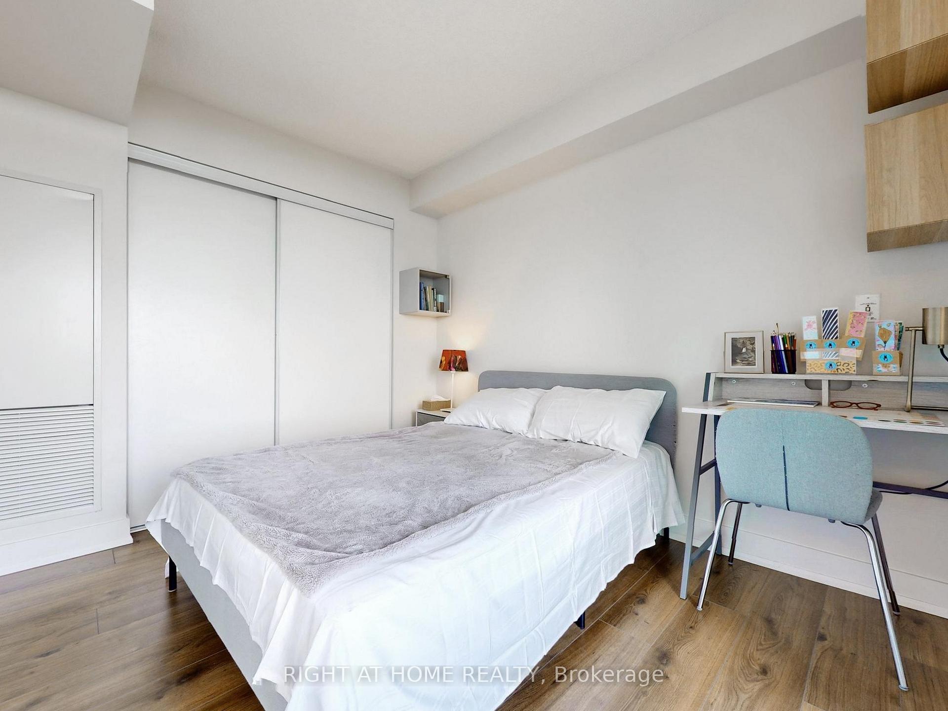 Photo 16 of Unit 2006, 1048 Broadview Avenue, Toronto, Broadview North — HOMEH