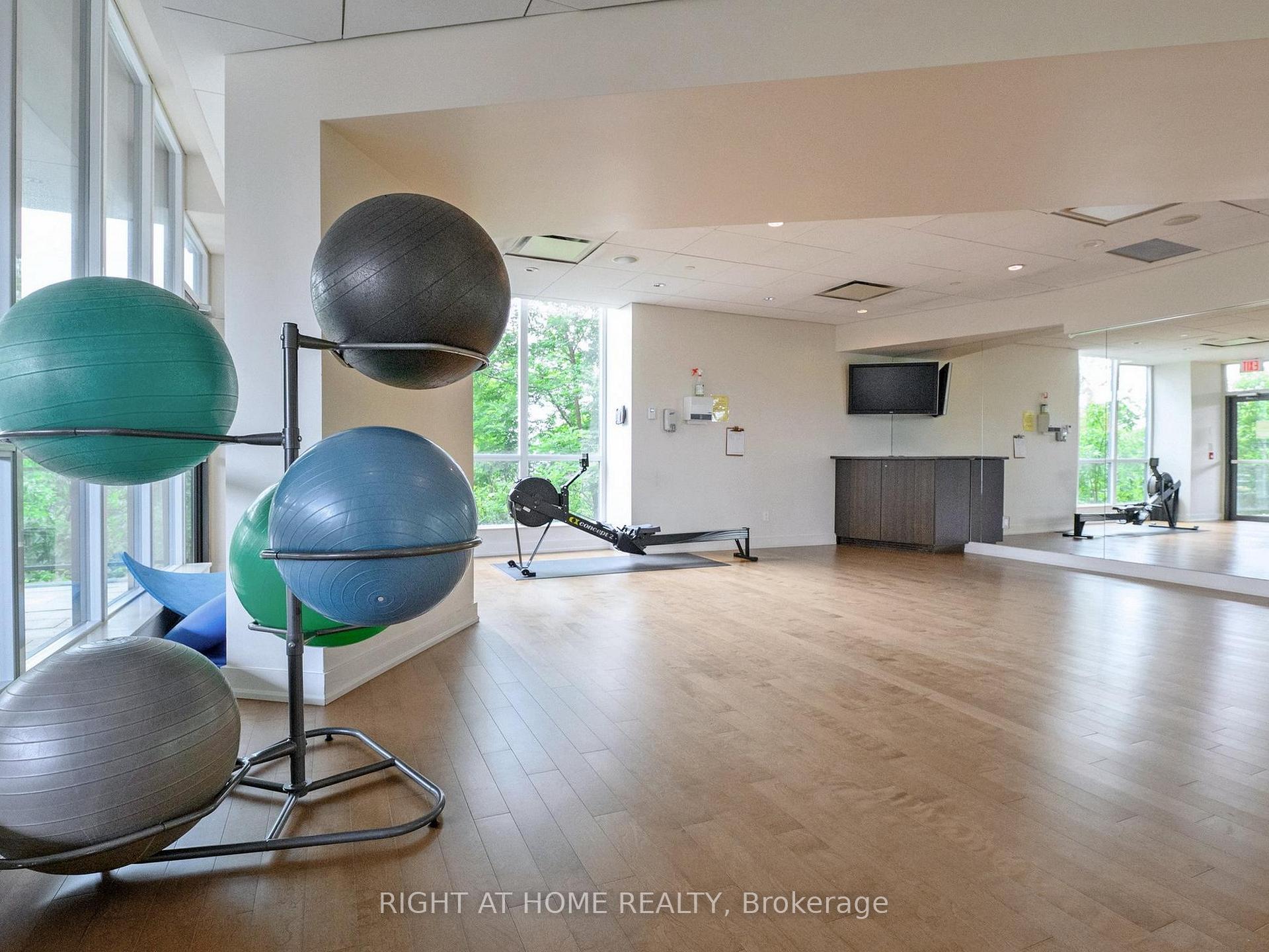 Photo 28 of Unit 2006, 1048 Broadview Avenue, Toronto, Broadview North — HOMEH