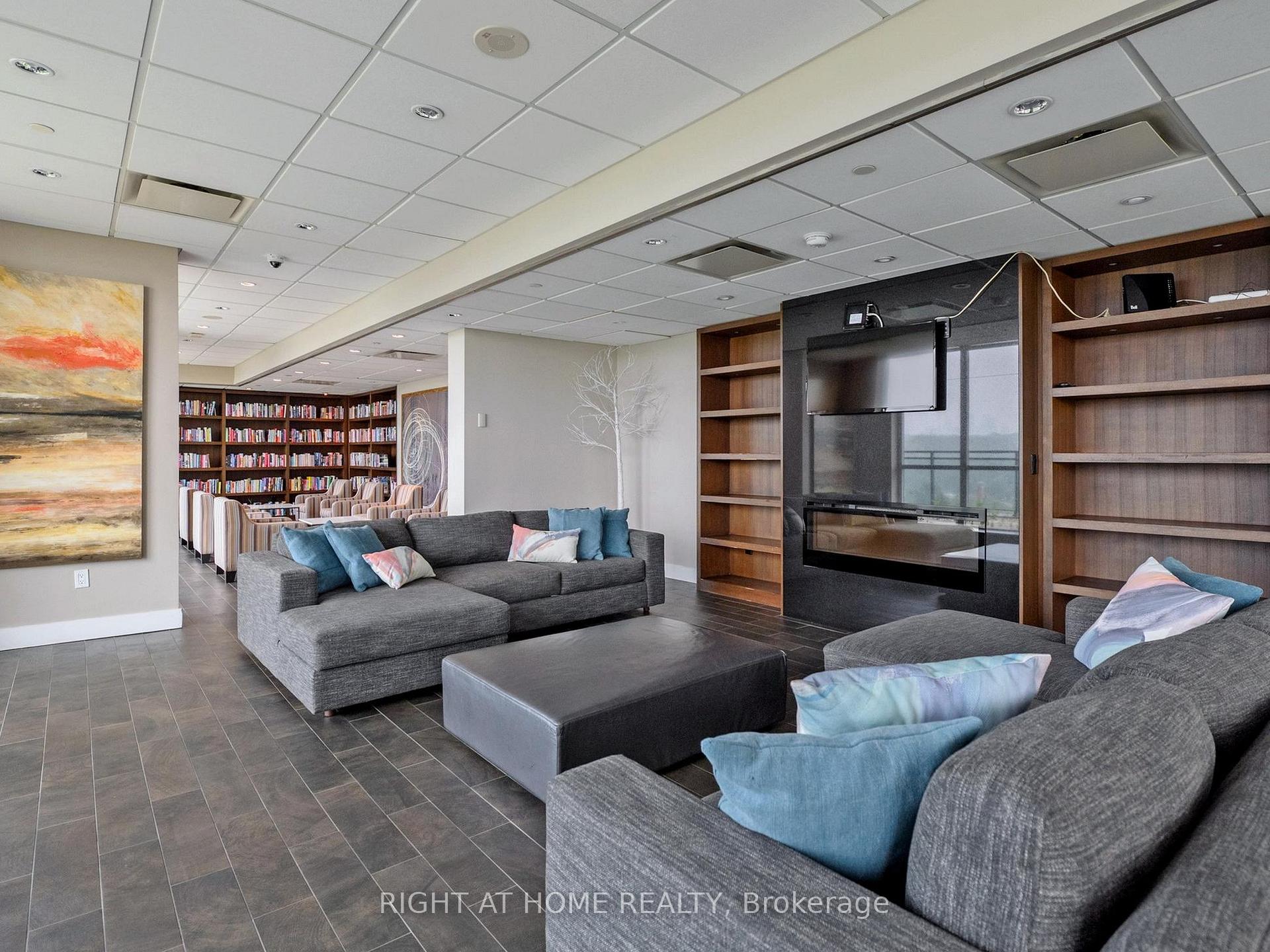Photo 32 of Unit 2006, 1048 Broadview Avenue, Toronto, Broadview North — HOMEH