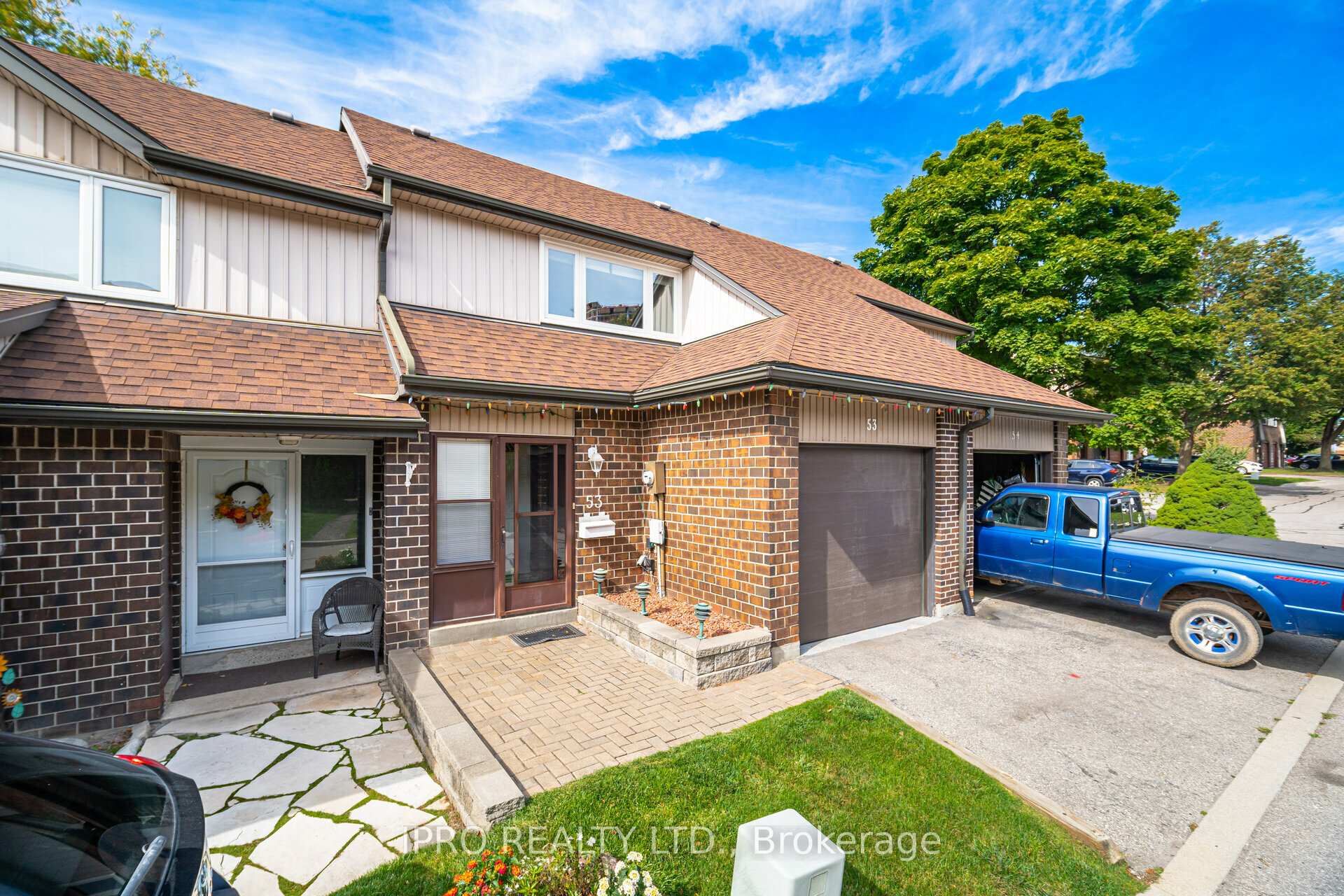 Photo 2 of Unit 53, 318 Laurier Avenue, Milton, Old Milton — HOMEH