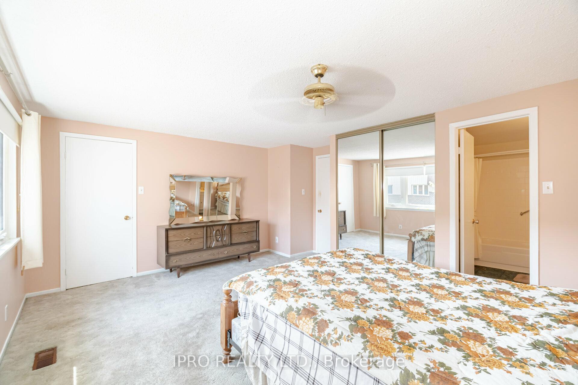 Photo 24 of Unit 53, 318 Laurier Avenue, Milton, Old Milton — HOMEH