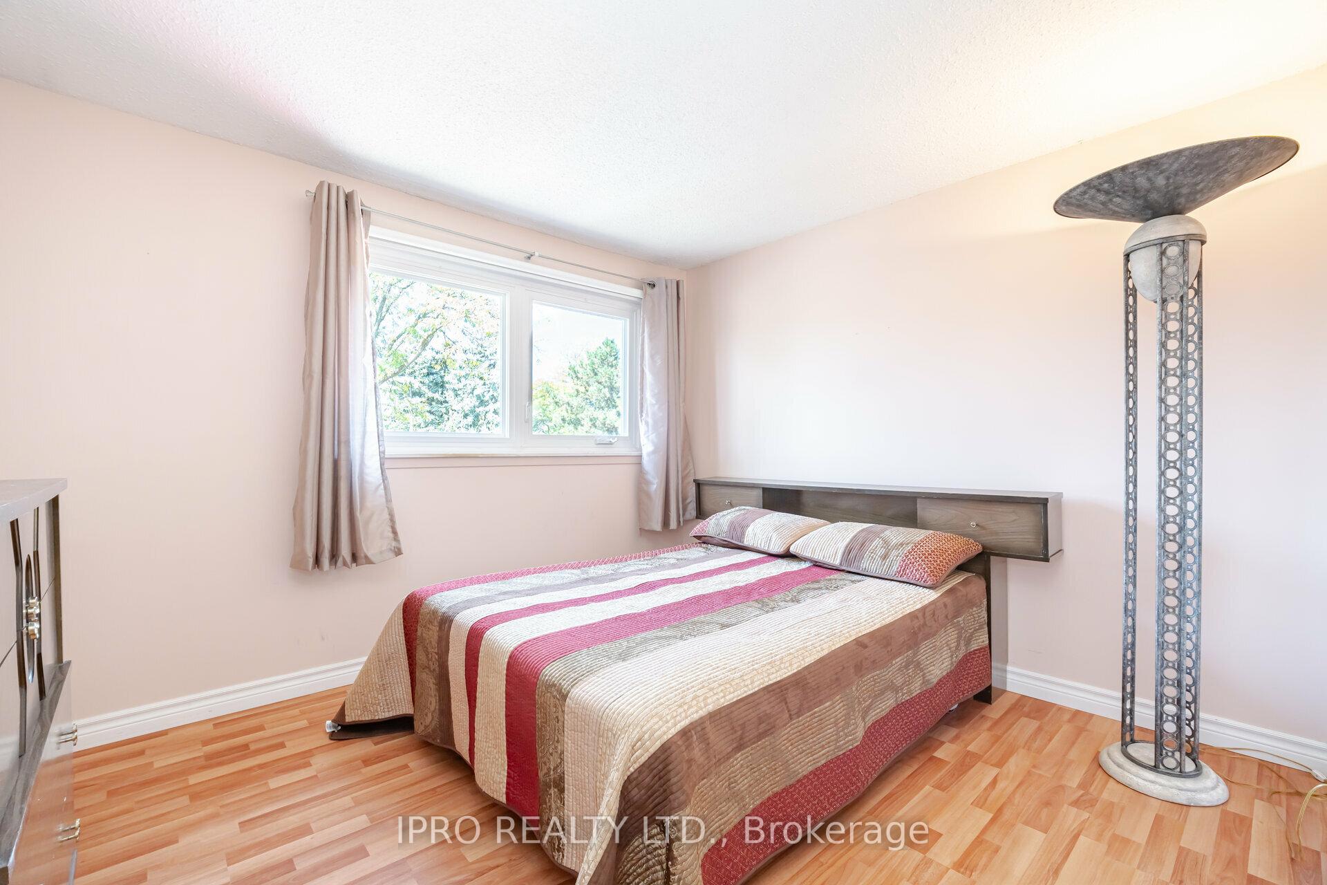 Photo 27 of Unit 53, 318 Laurier Avenue, Milton, Old Milton — HOMEH