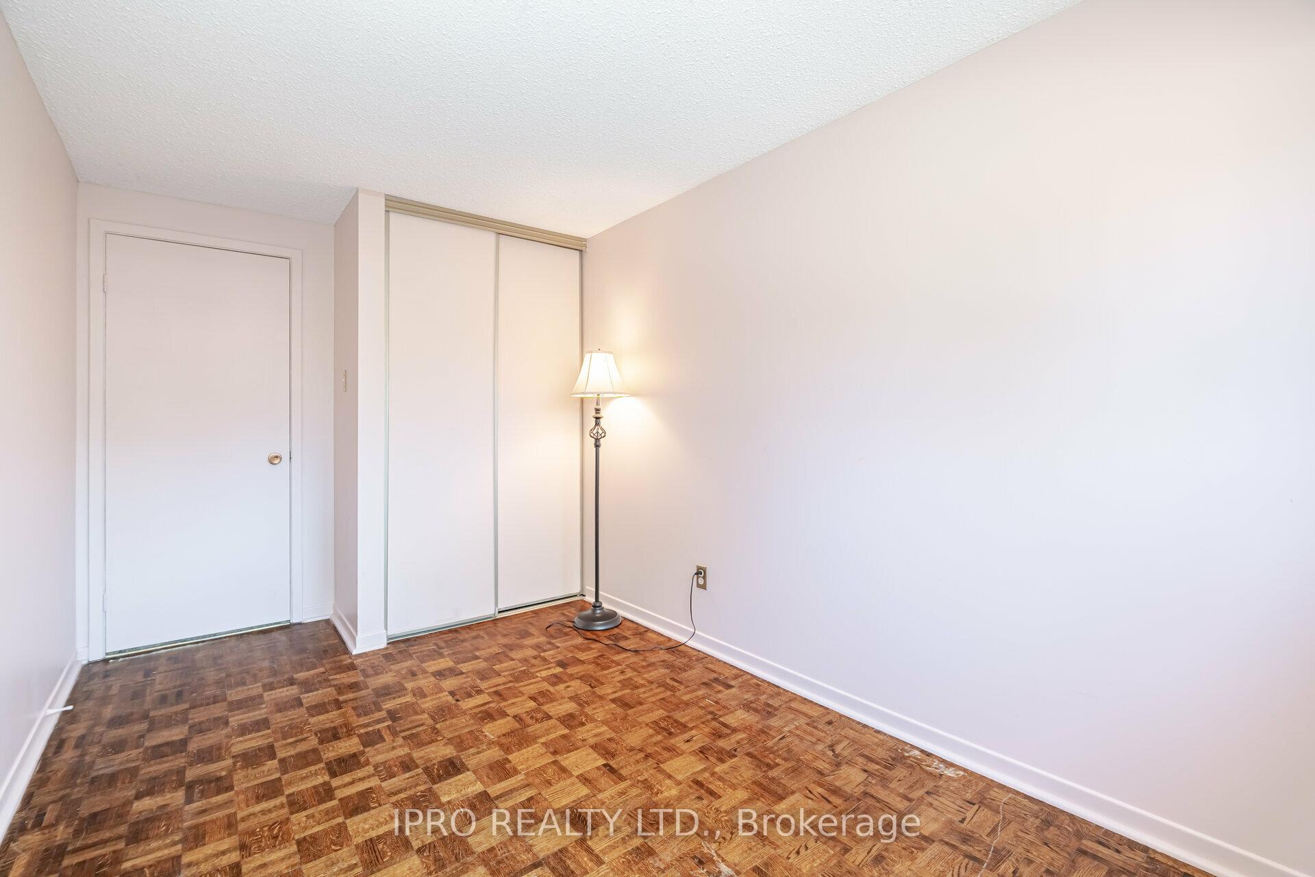 Photo 30 of Unit 53, 318 Laurier Avenue, Milton, Old Milton — HOMEH
