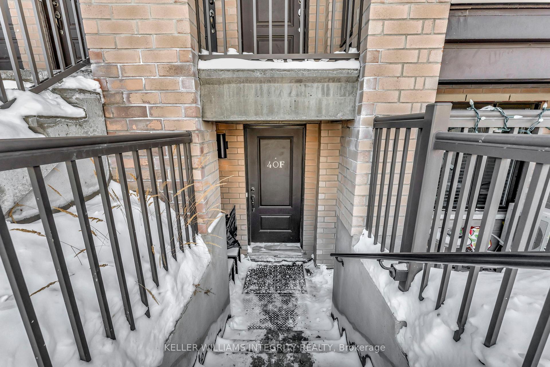 Photo 3 of 40F Jaguar Private, Ottawa, Kanata - Emerald Meadows/Trailwest — HOMEH