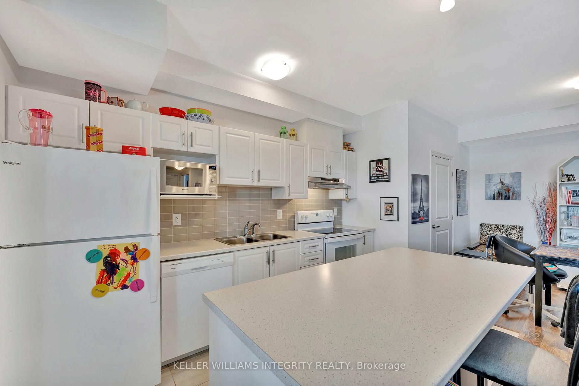 Photo 16 of 40F Jaguar Private, Ottawa, Kanata - Emerald Meadows/Trailwest — HOMEH