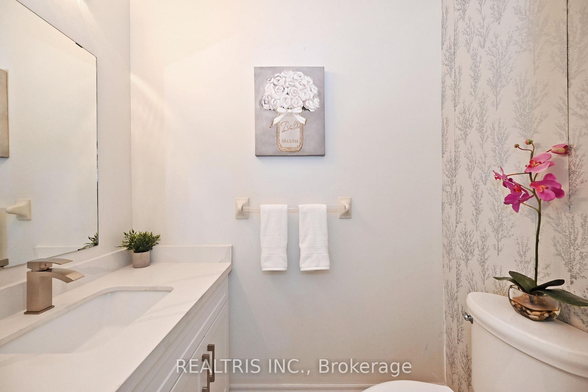 Photo 16 of 10B Hunt Street, Clarington, Bowmanville — HOMEH
