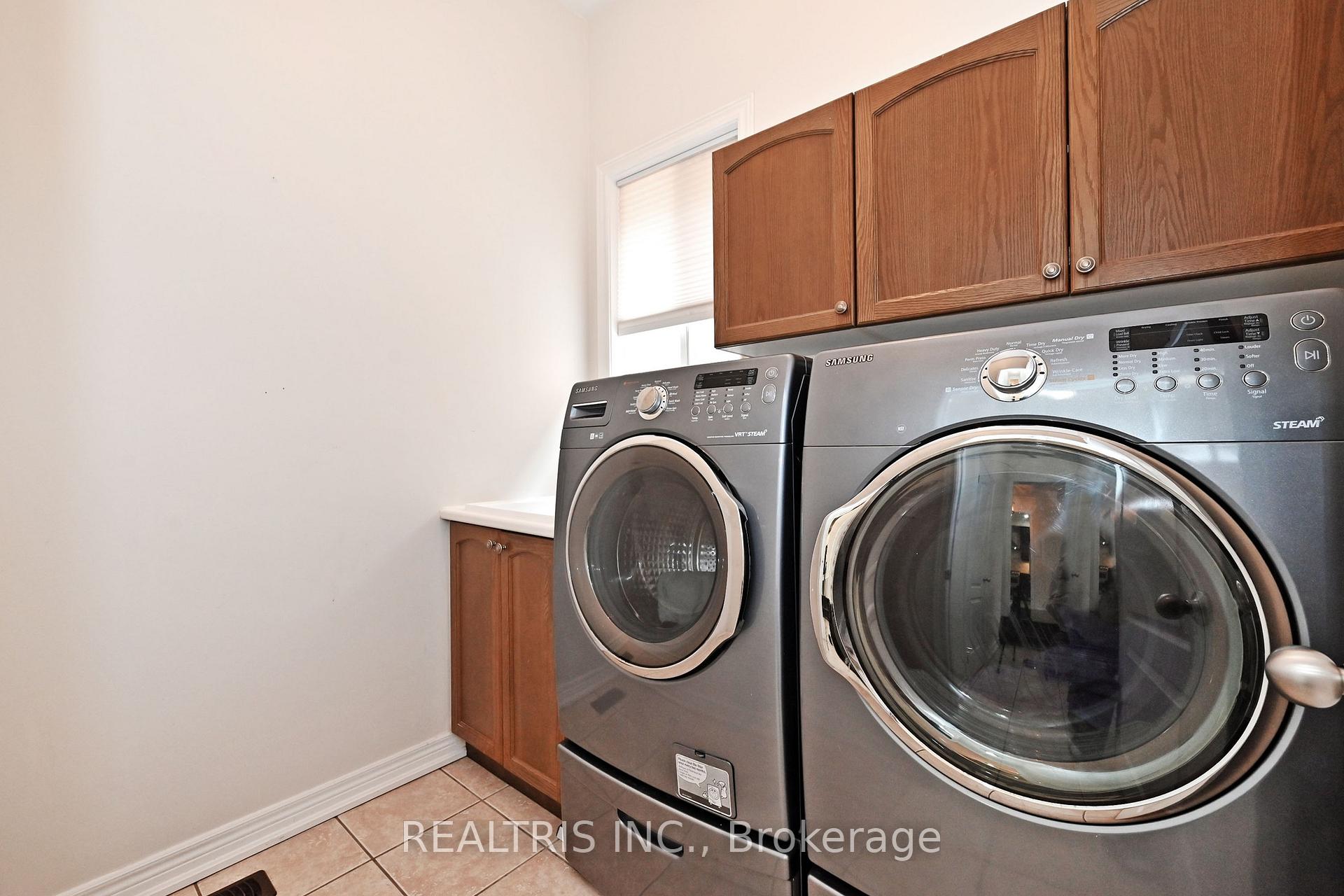 Photo 17 of 10B Hunt Street, Clarington, Bowmanville — HOMEH