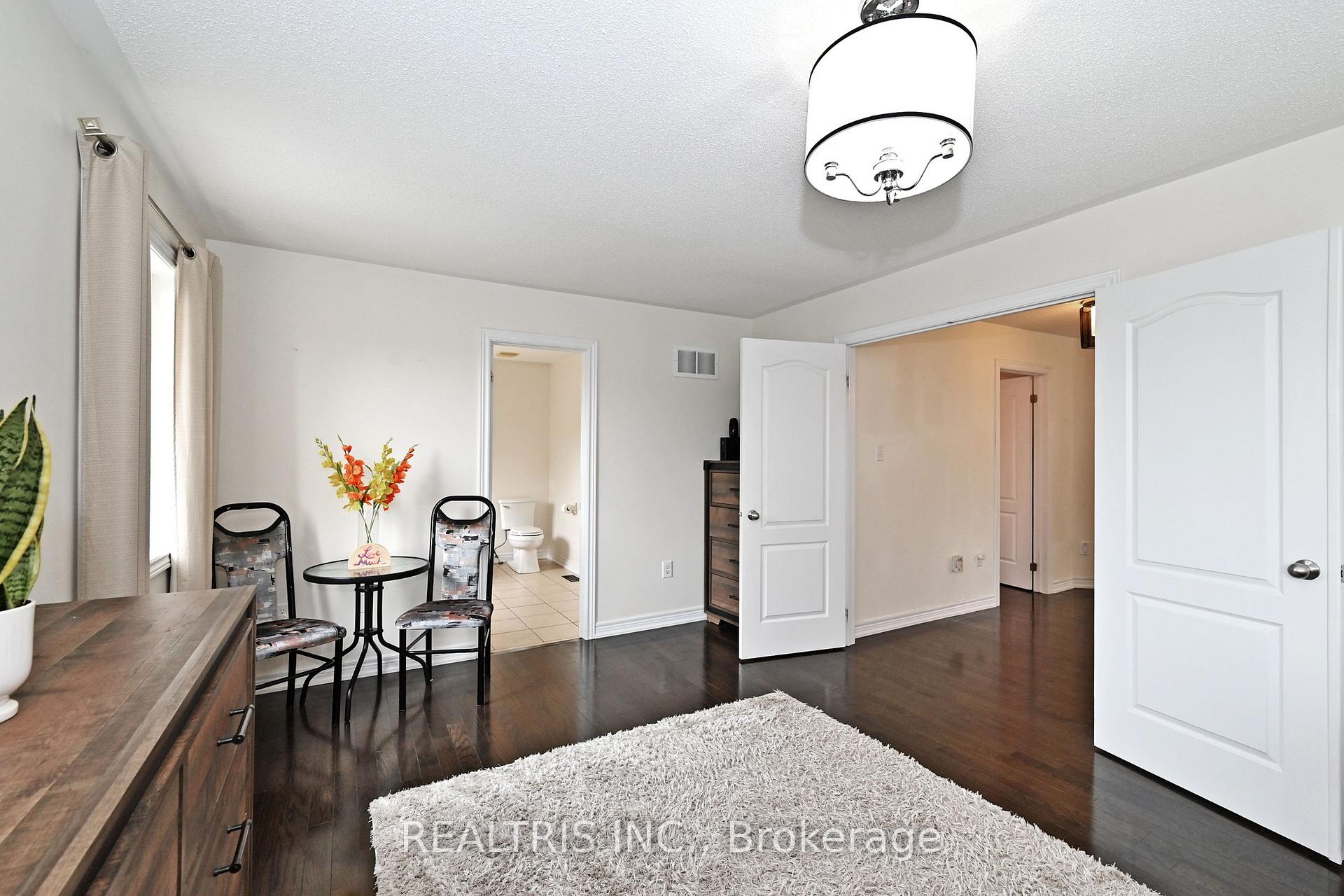 Photo 24 of 10B Hunt Street, Clarington, Bowmanville — HOMEH