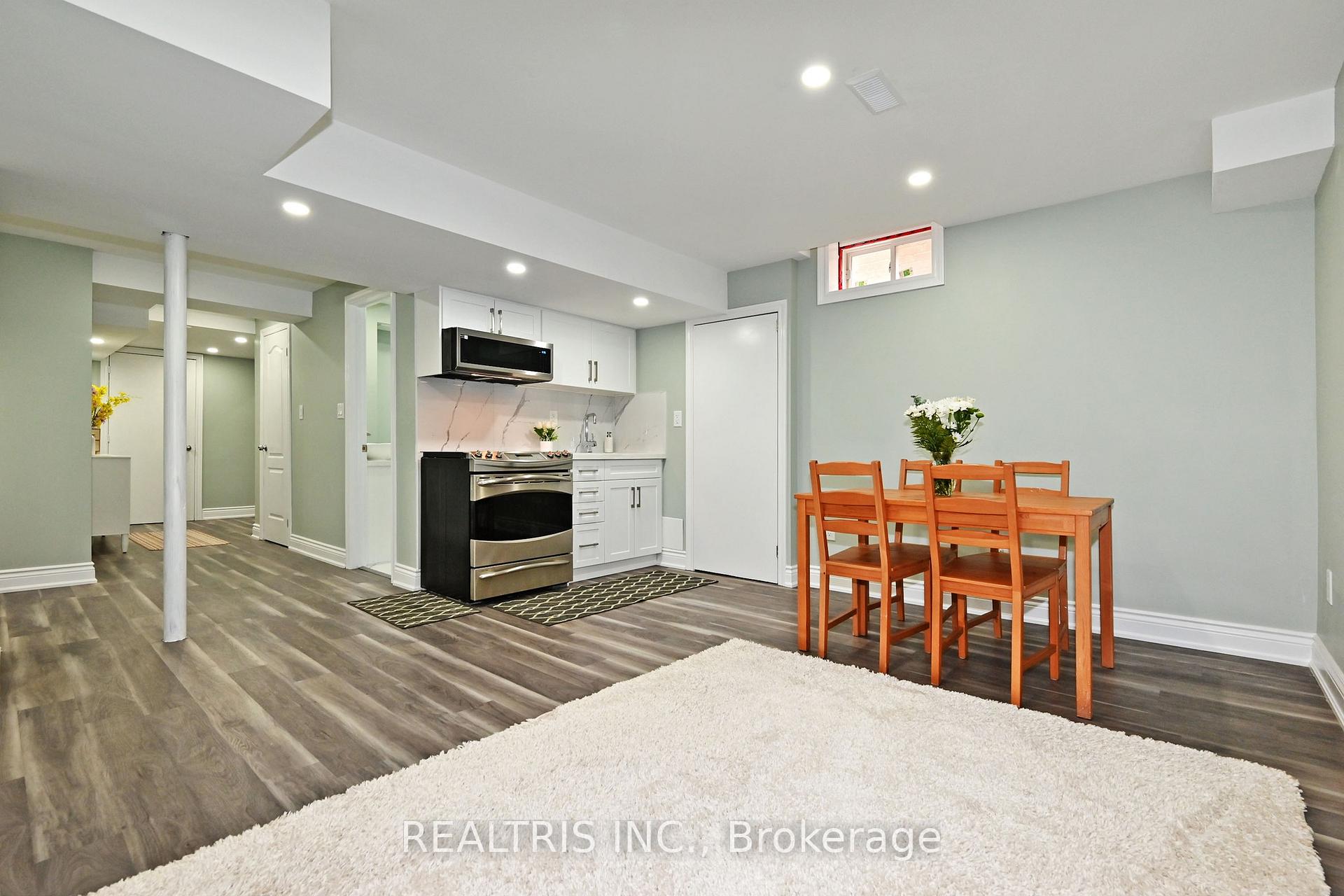 Photo 35 of 10B Hunt Street, Clarington, Bowmanville — HOMEH