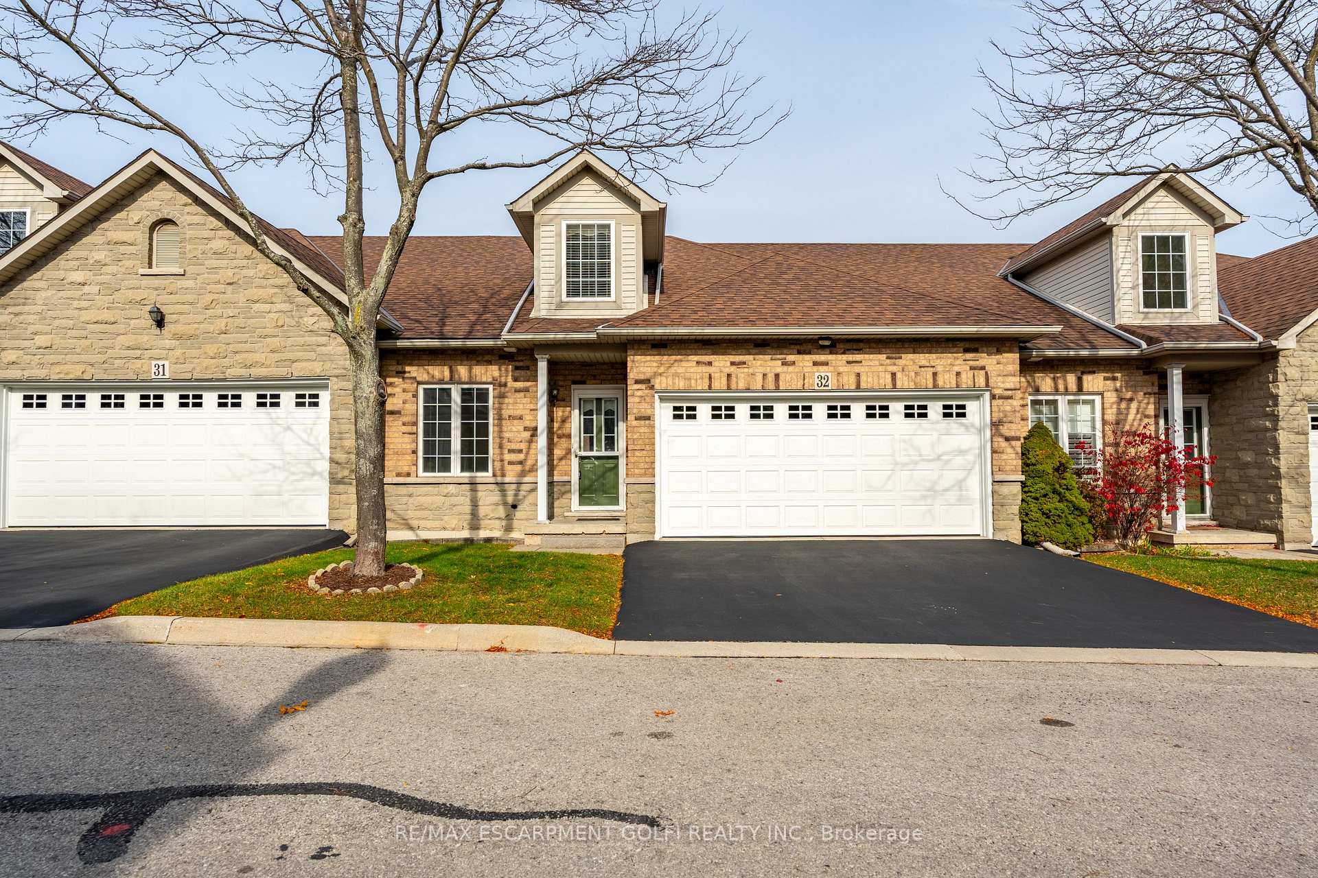 Front of Unit 32, 566 Southridge Drive
