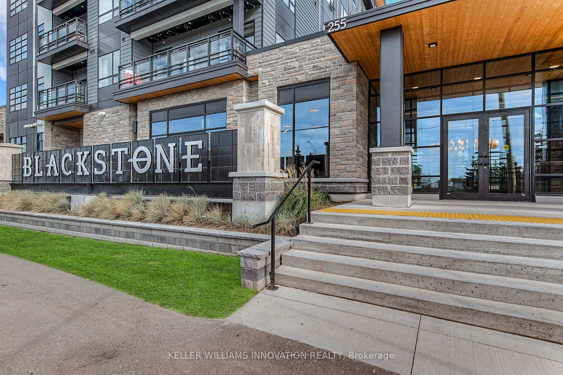 Photo 3 of Unit 303, 255 Northfield Drive E, Waterloo — HOMEH