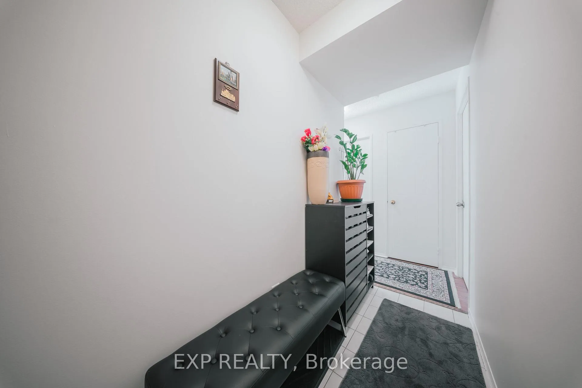 Photo 2 of Unit 310, 2550 Lawrence Avenue E, Scarborough, Dorset Park — HOMEH