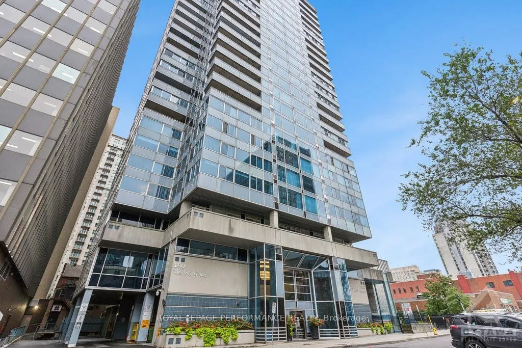 Front of Unit 405, 160 George Street