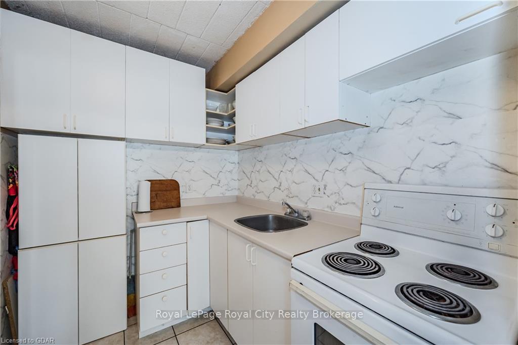 Photo 11 of Unit 312, 105 Conroy Crescent, Guelph, Dovercliffe Park/Old University — HOMEH