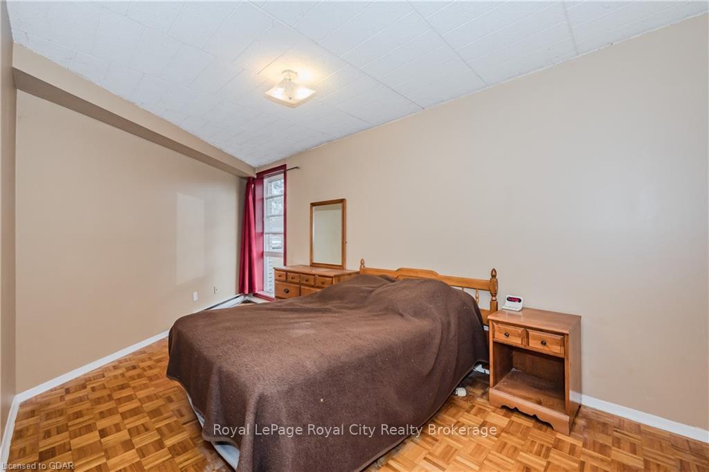 Photo 12 of Unit 312, 105 Conroy Crescent, Guelph, Dovercliffe Park/Old University — HOMEH