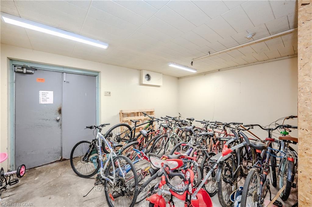Photo 19 of Unit 312, 105 Conroy Crescent, Guelph, Dovercliffe Park/Old University — HOMEH